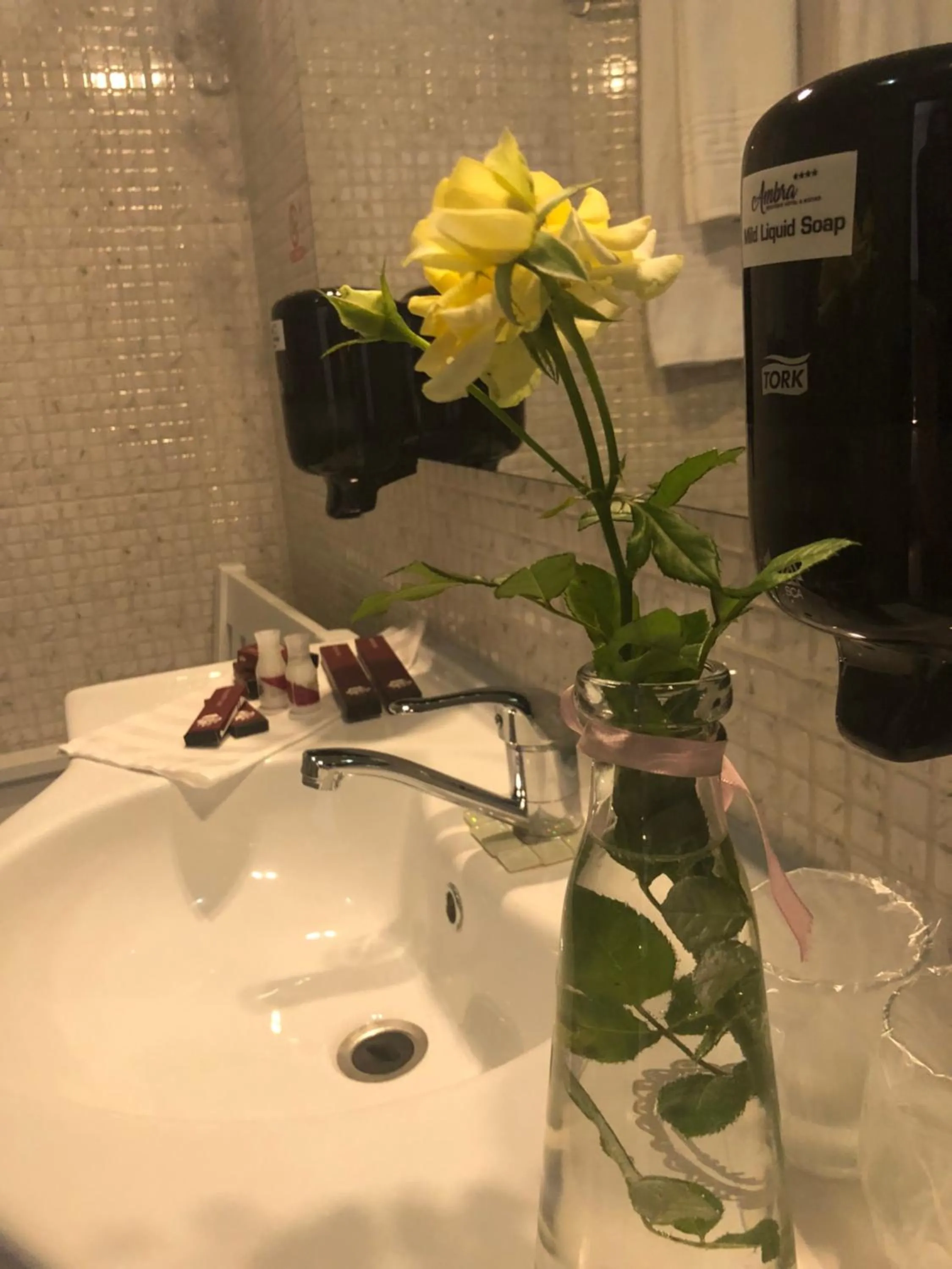 Ambra Boutique Hotel & Bistro