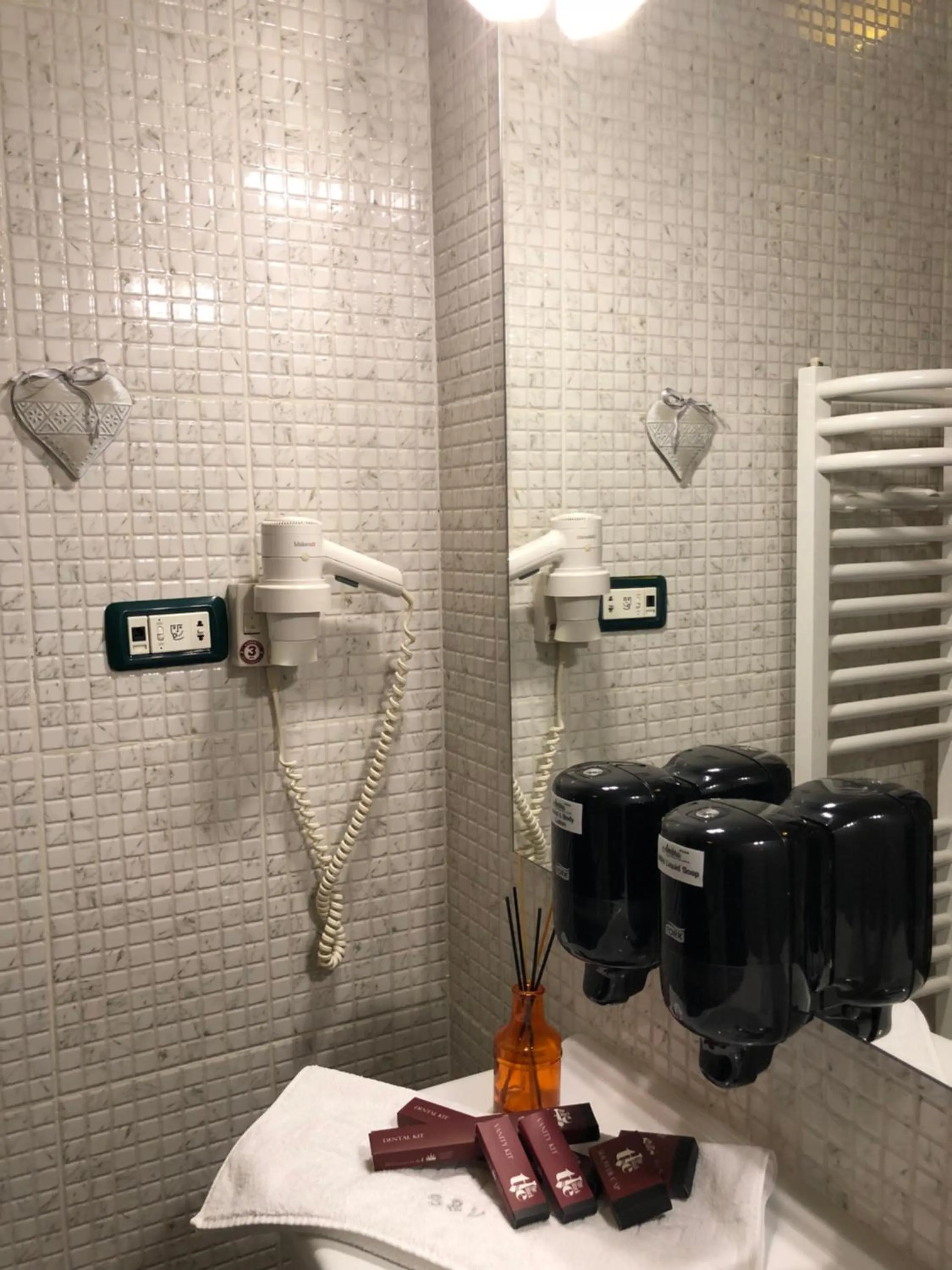 Ambra Boutique Hotel & Bistro