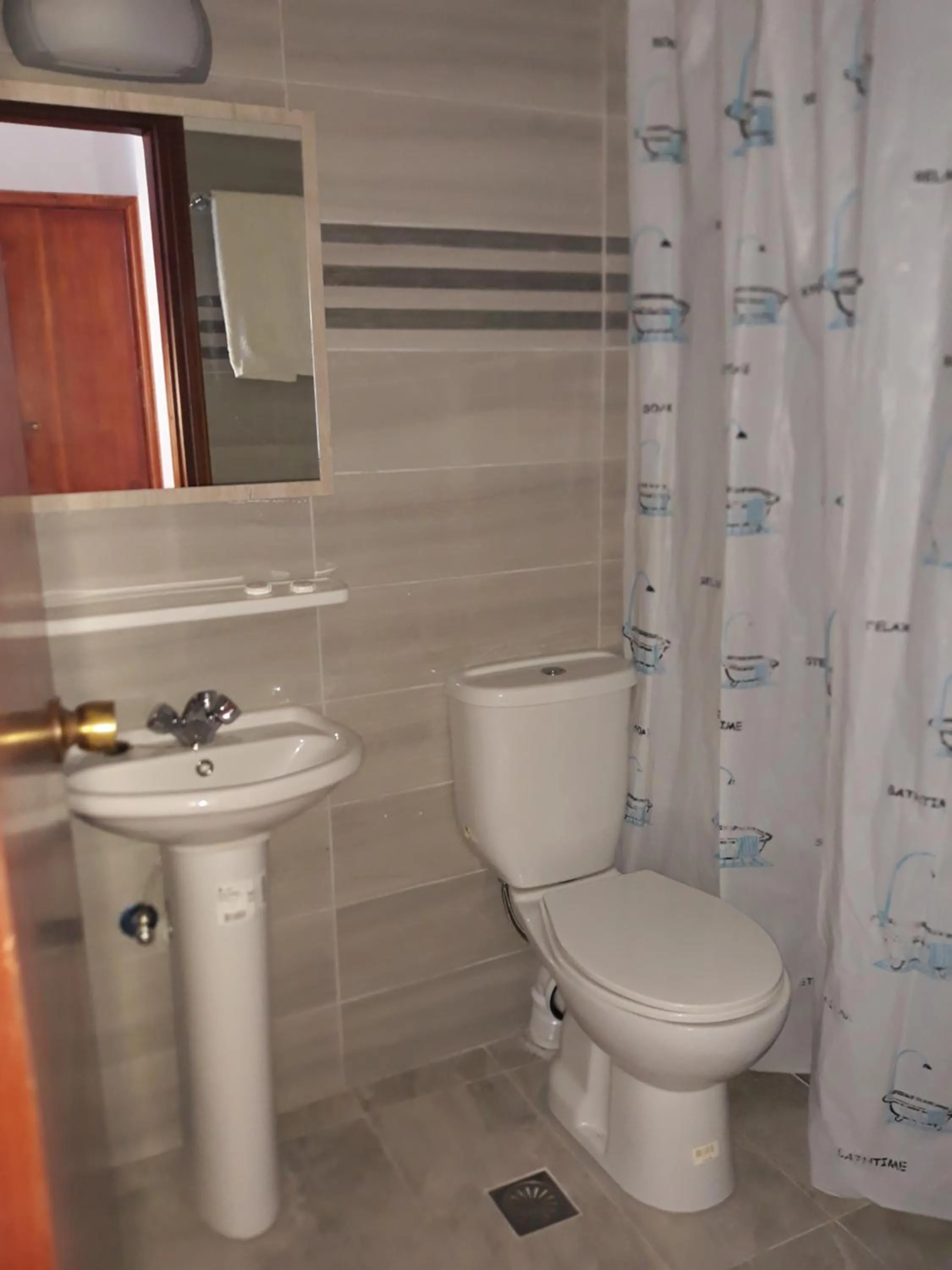 Bathroom in Andavis Hotel