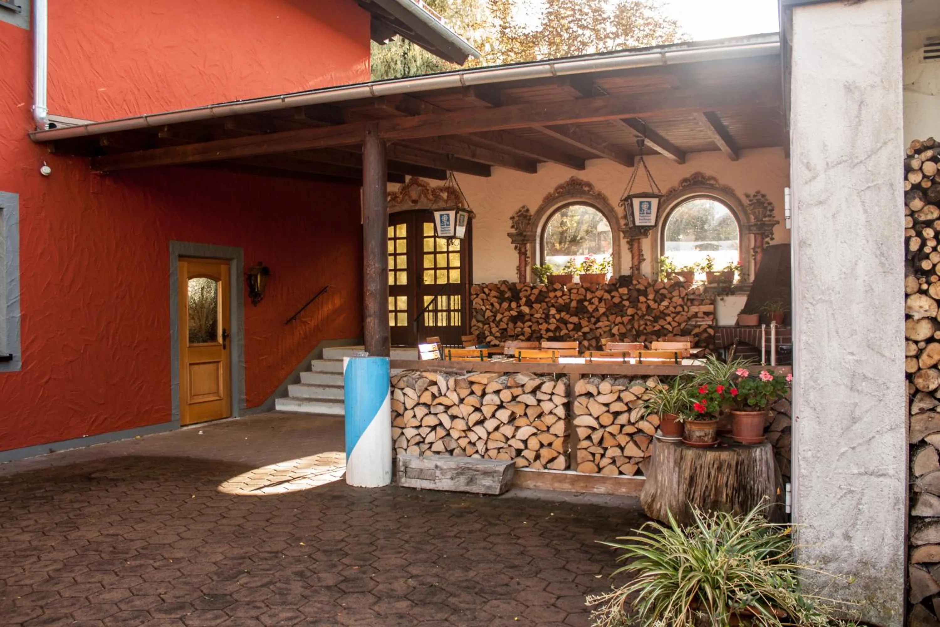 Facade/entrance in Landgasthof zur Quelle