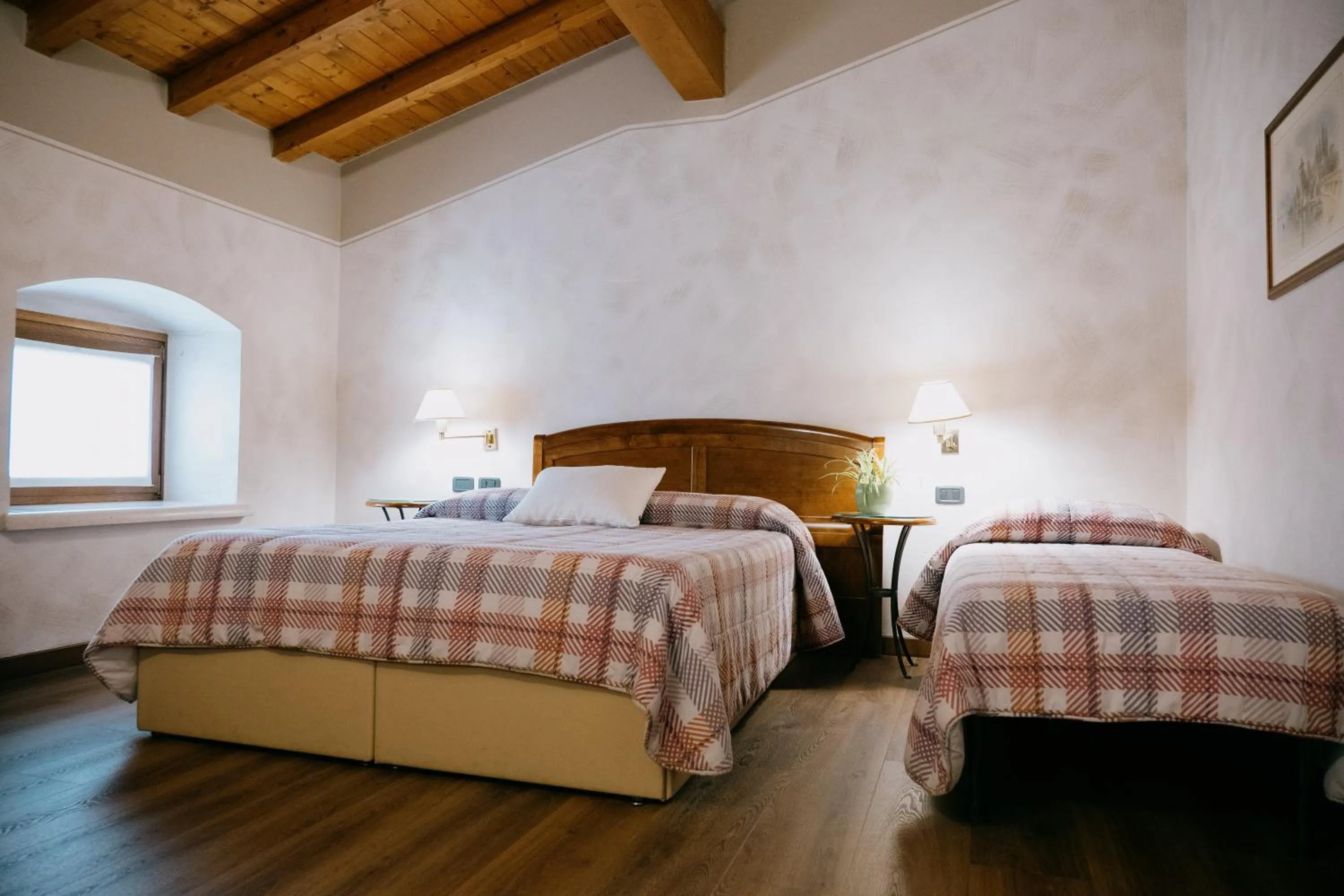 Bedroom, Bed in Albergo La Meridiana