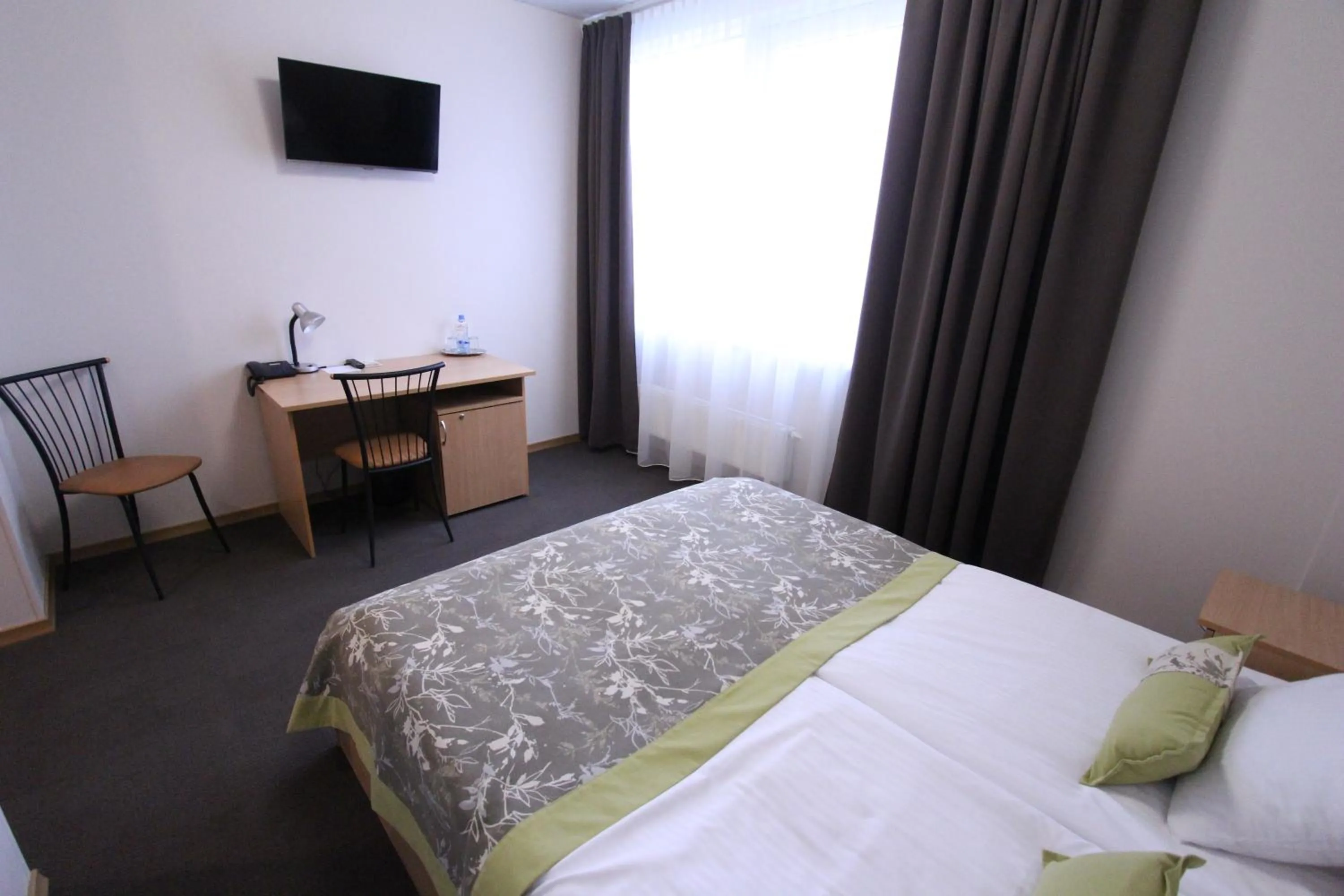 Photo of the whole room, Bed in Sports Hotel