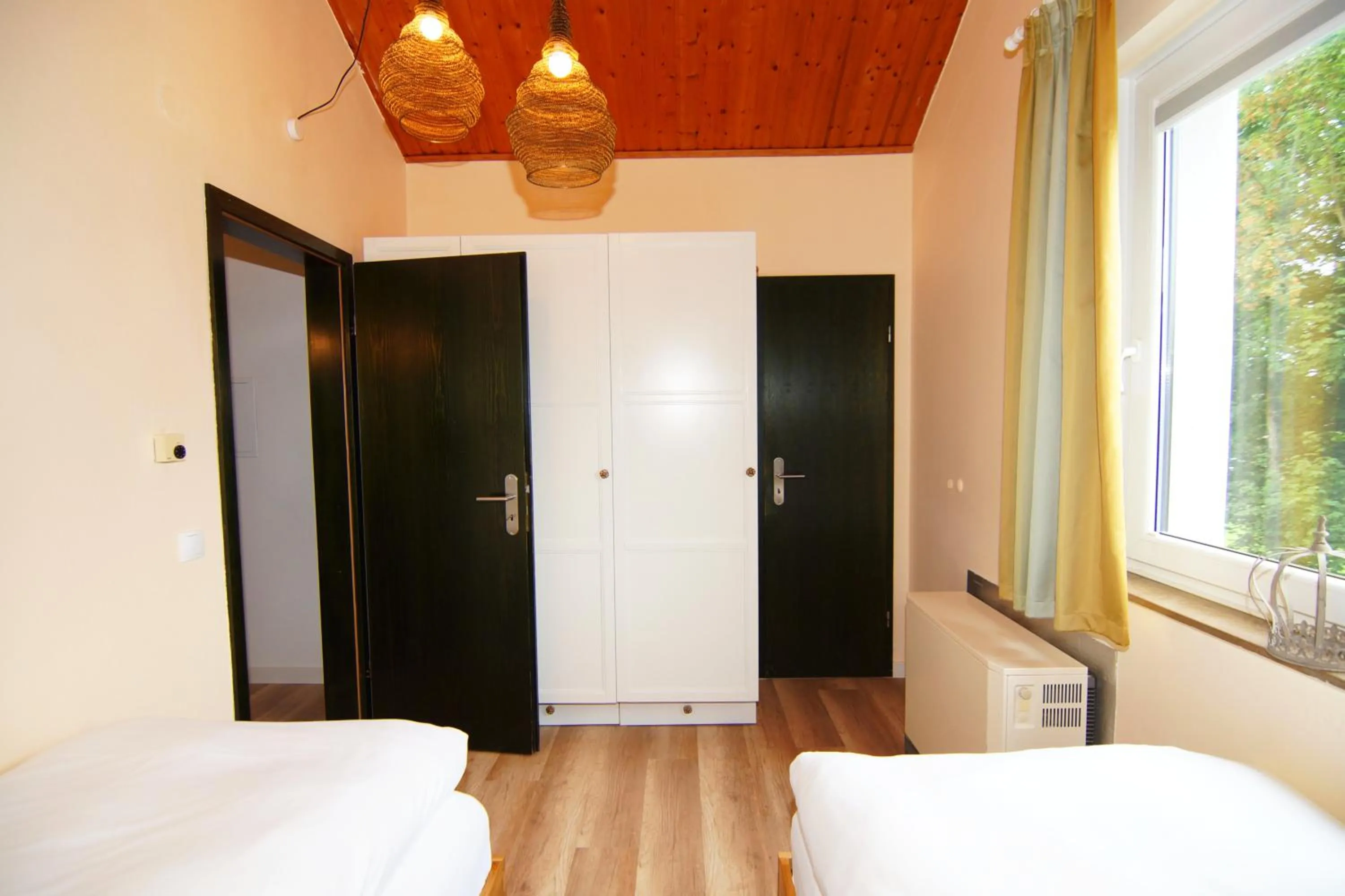 Bedroom, Bed in Komforthotel & Restaurant Riemann