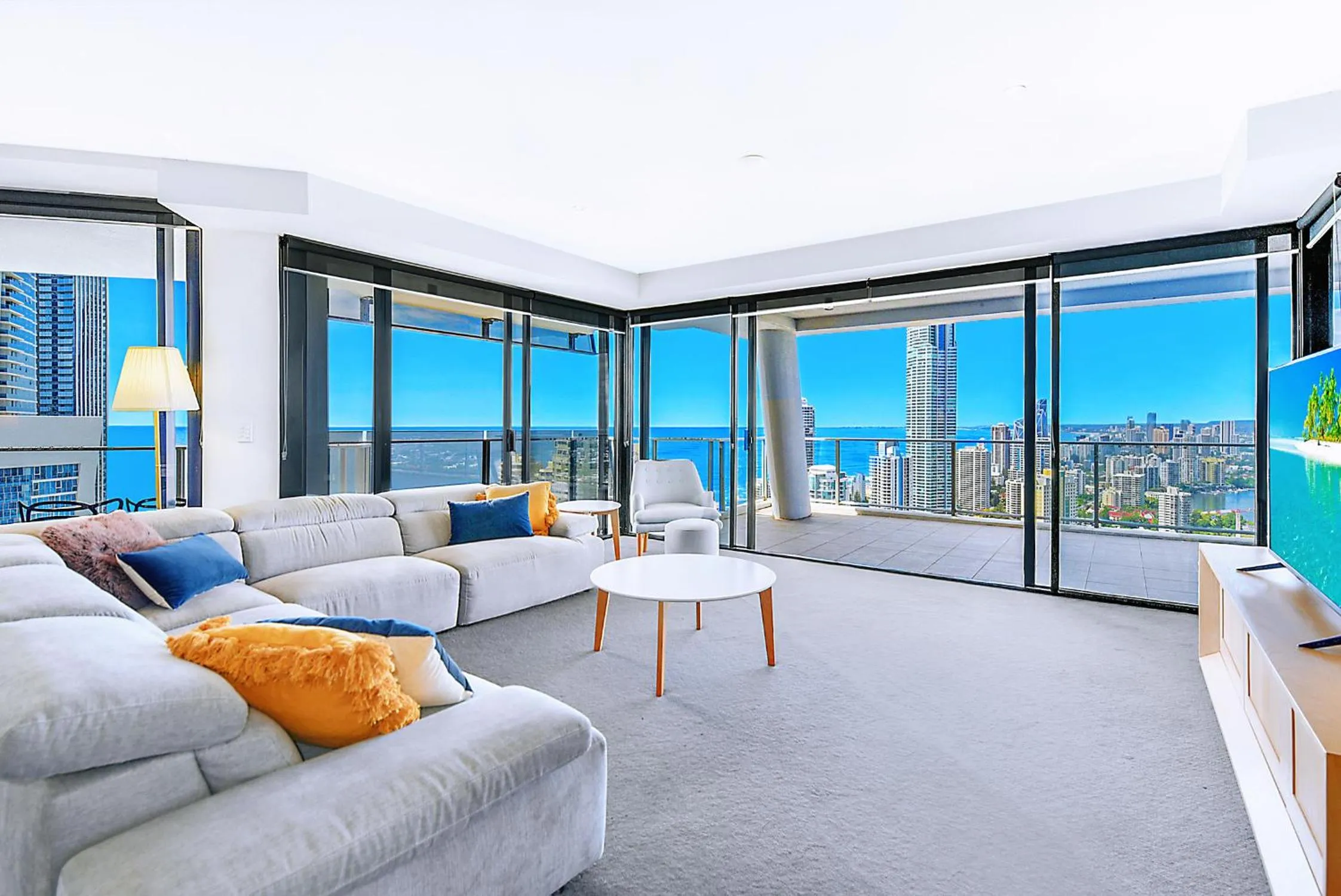 TV and multimedia in Circle On Cavill Surfers Paradise Apartments-Holiday Paradise