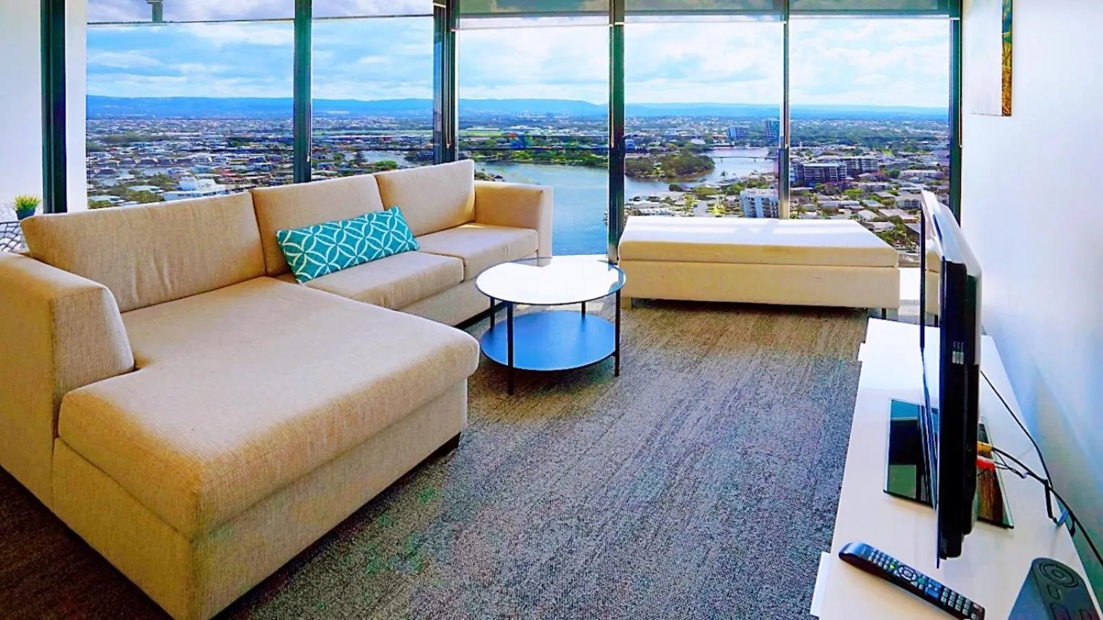 TV and multimedia in Circle On Cavill Surfers Paradise Apartments-Holiday Paradise