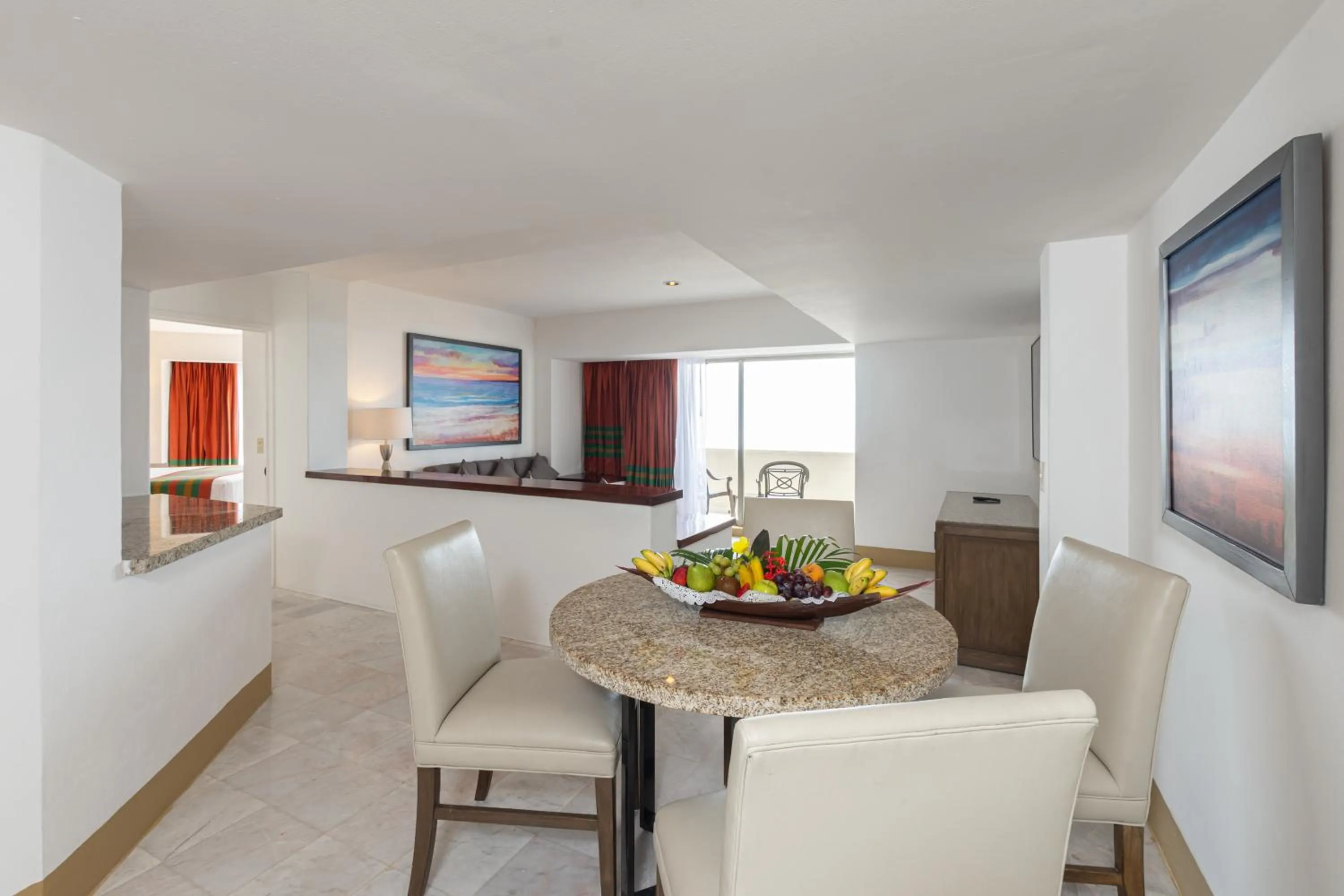 Living room in Tesoro Ixtapa All Inclusive