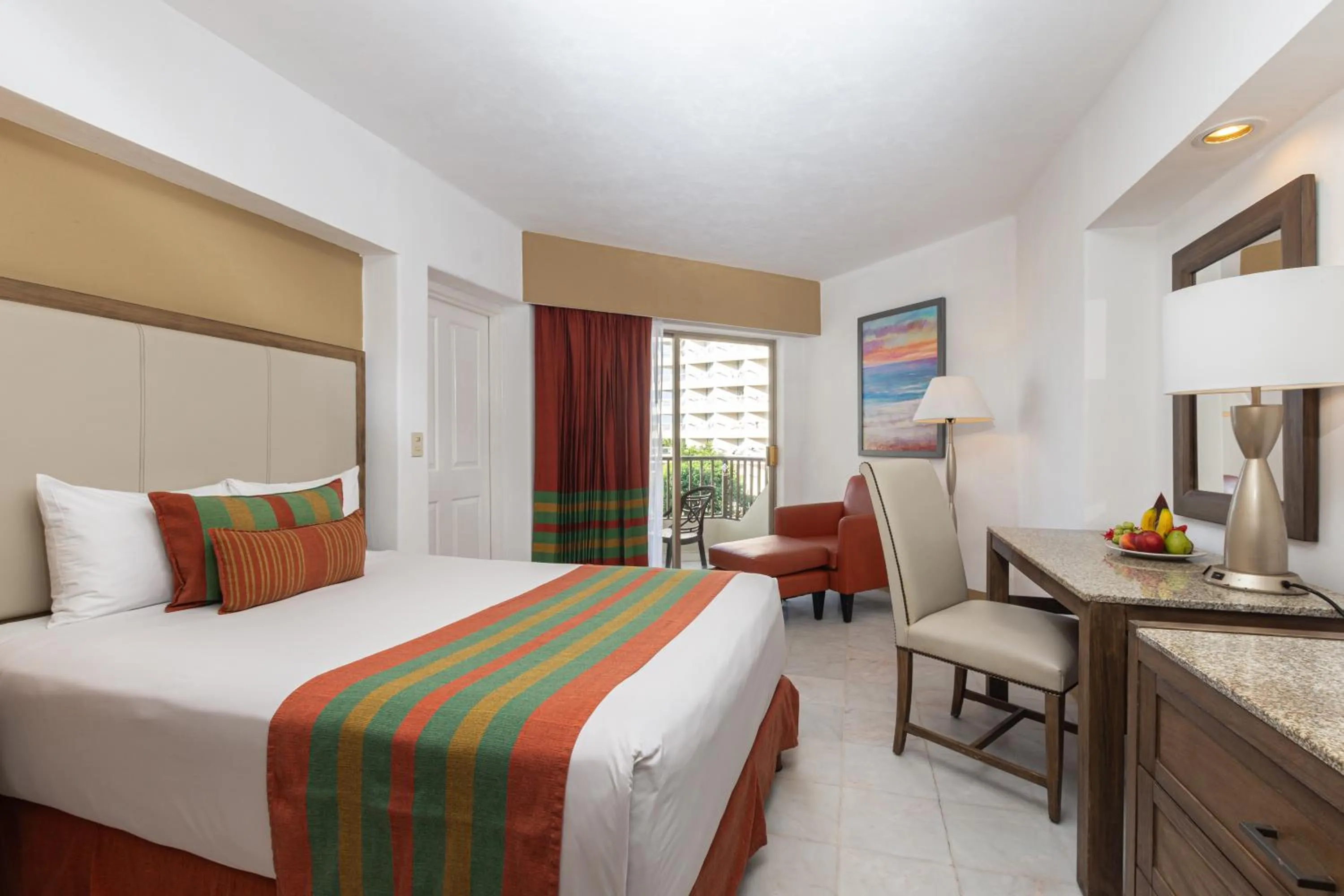 Bed in Tesoro Ixtapa All Inclusive