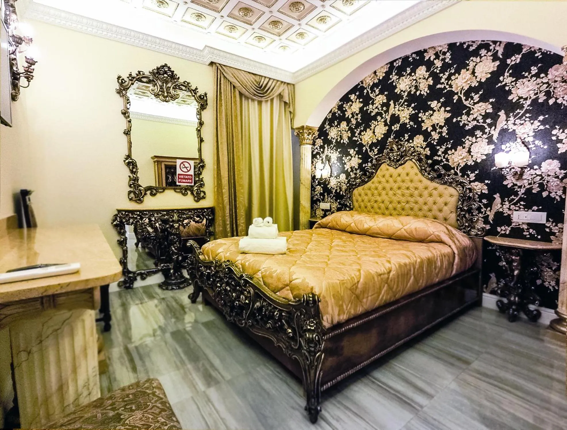 Photo of the whole room, Bed in Impero Vaticano Suites Guest House