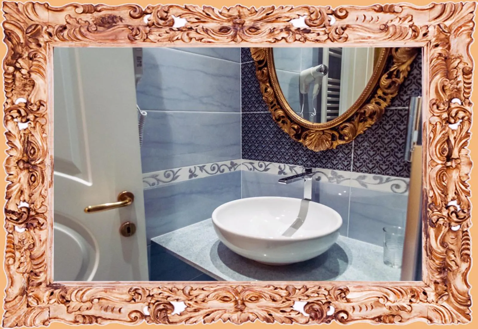 Photo of the whole room in Impero Vaticano Suites Guest House