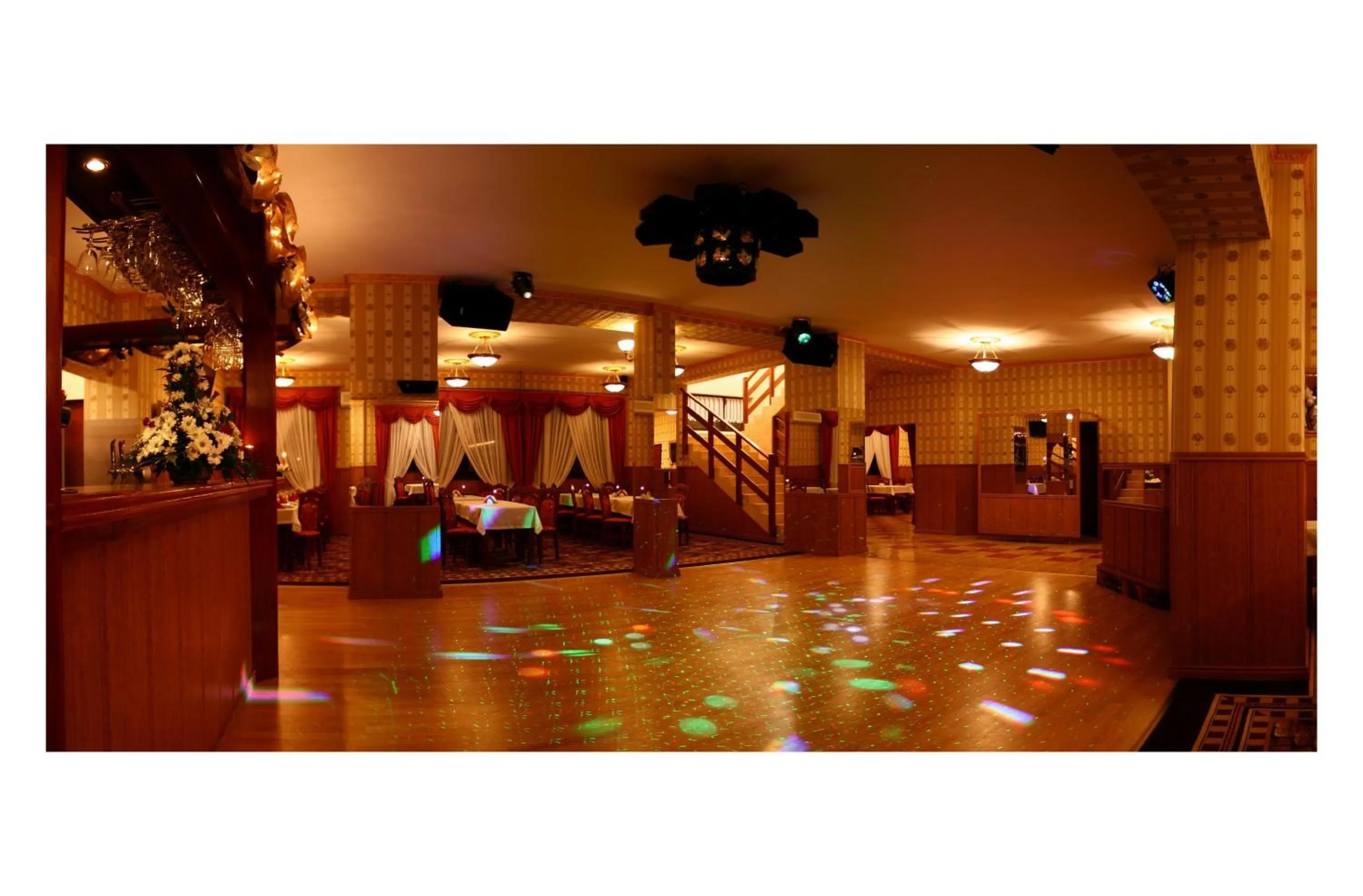 Restaurant/places to eat in Dwór Jur-Gast