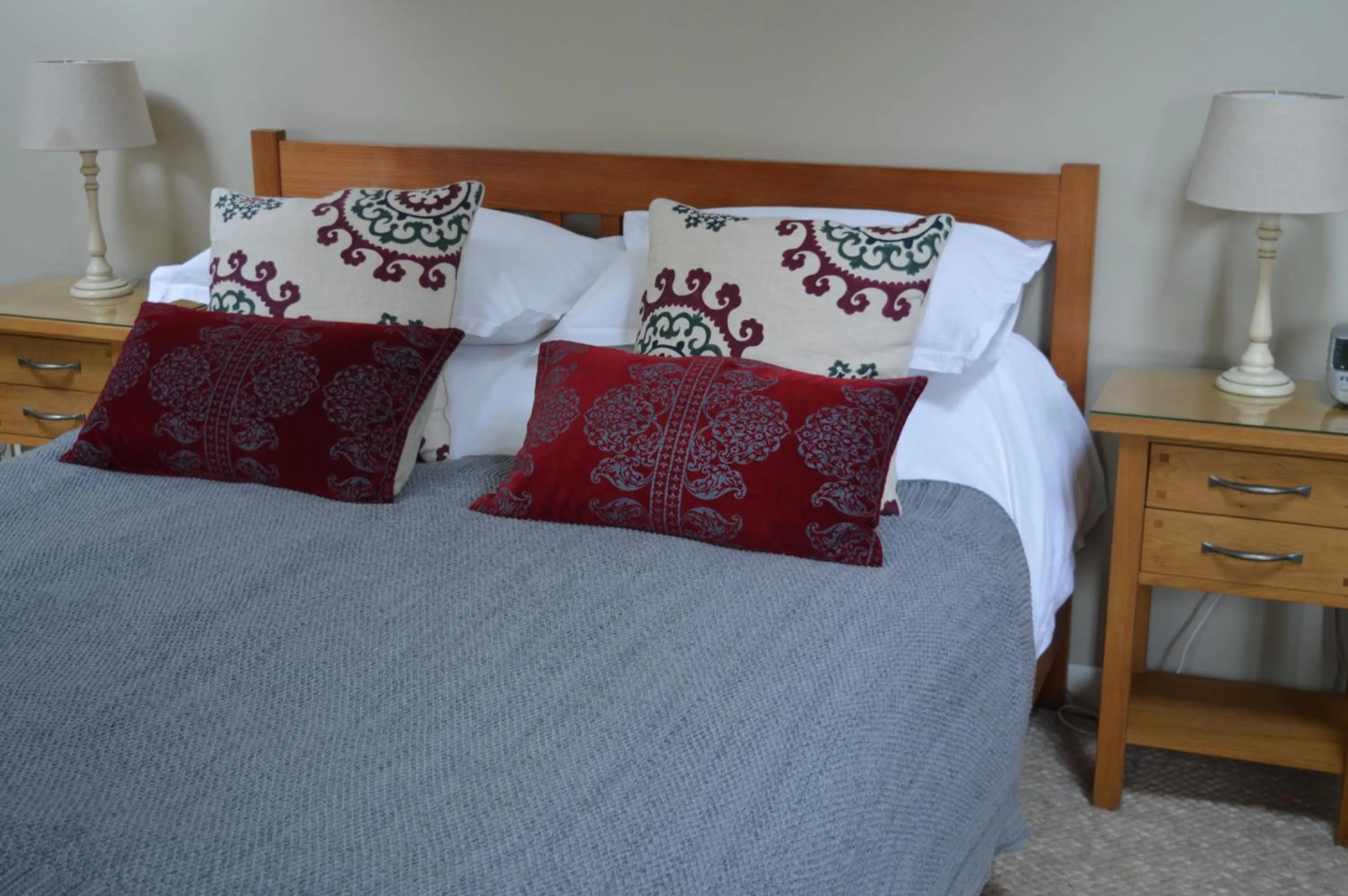 Bed in Motts Bed & Breakfast