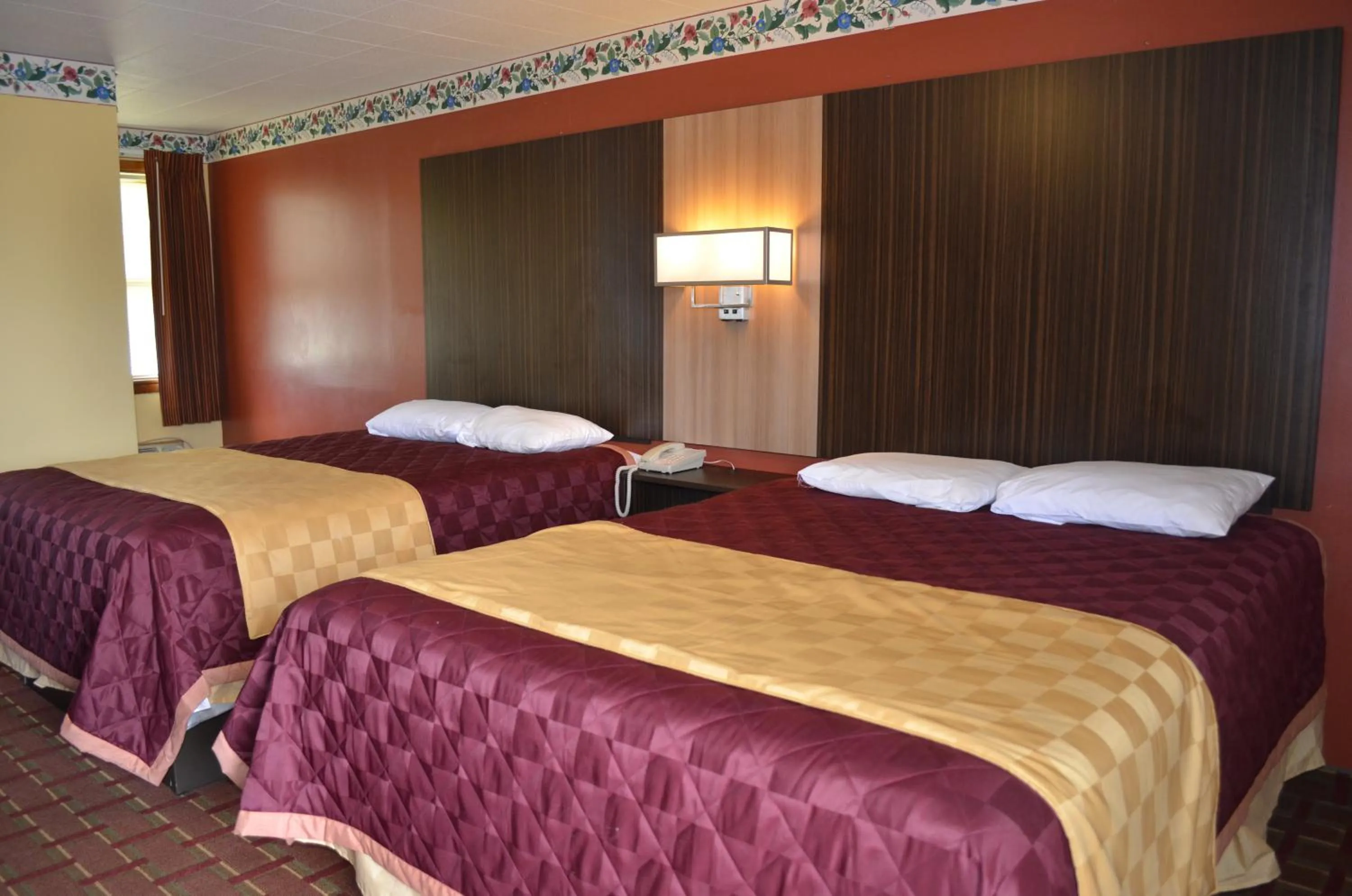 Double Room - Non-Smoking  in Budget Inn Tonawanda