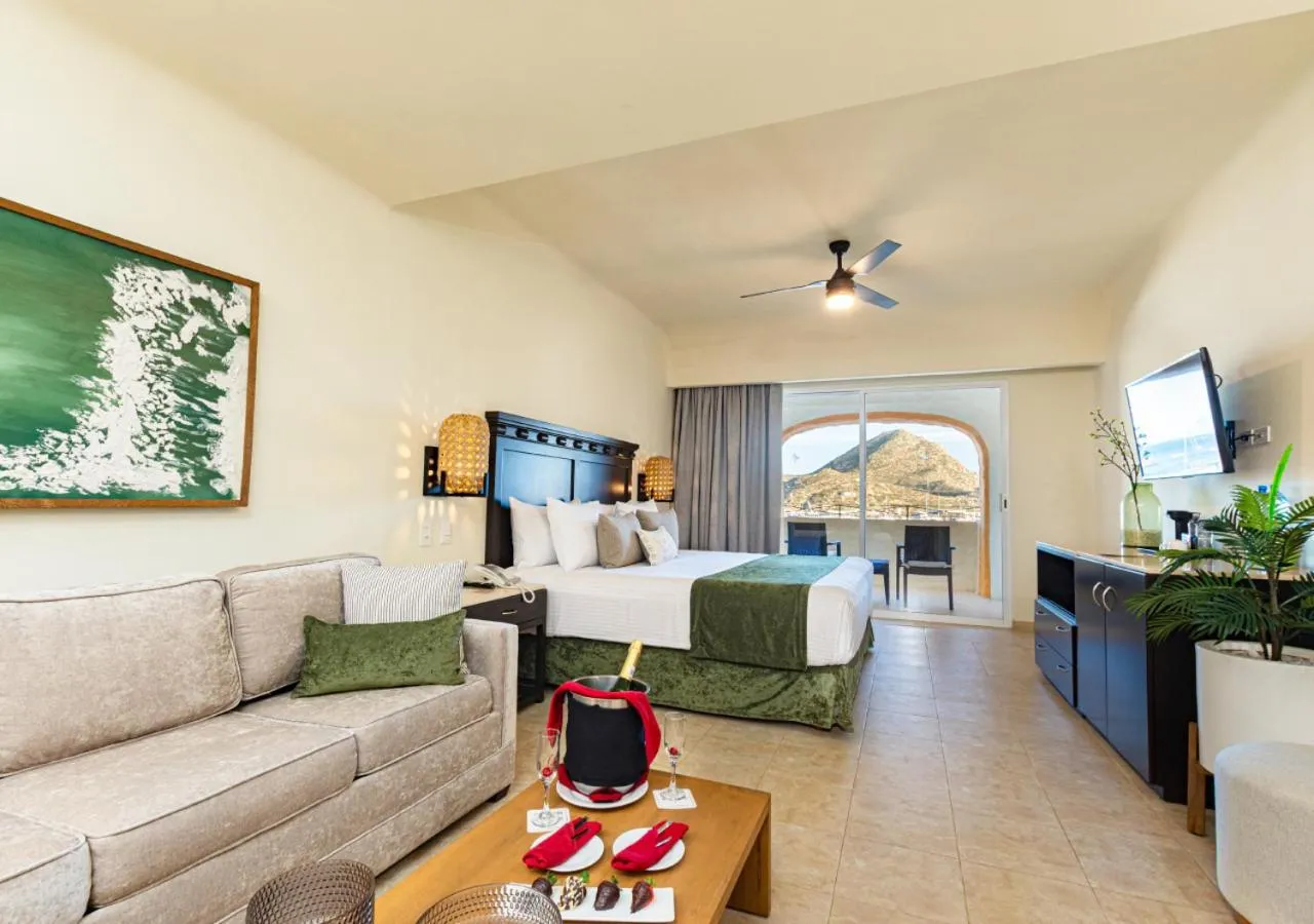 Living room in Hotel Tesoro Los Cabos