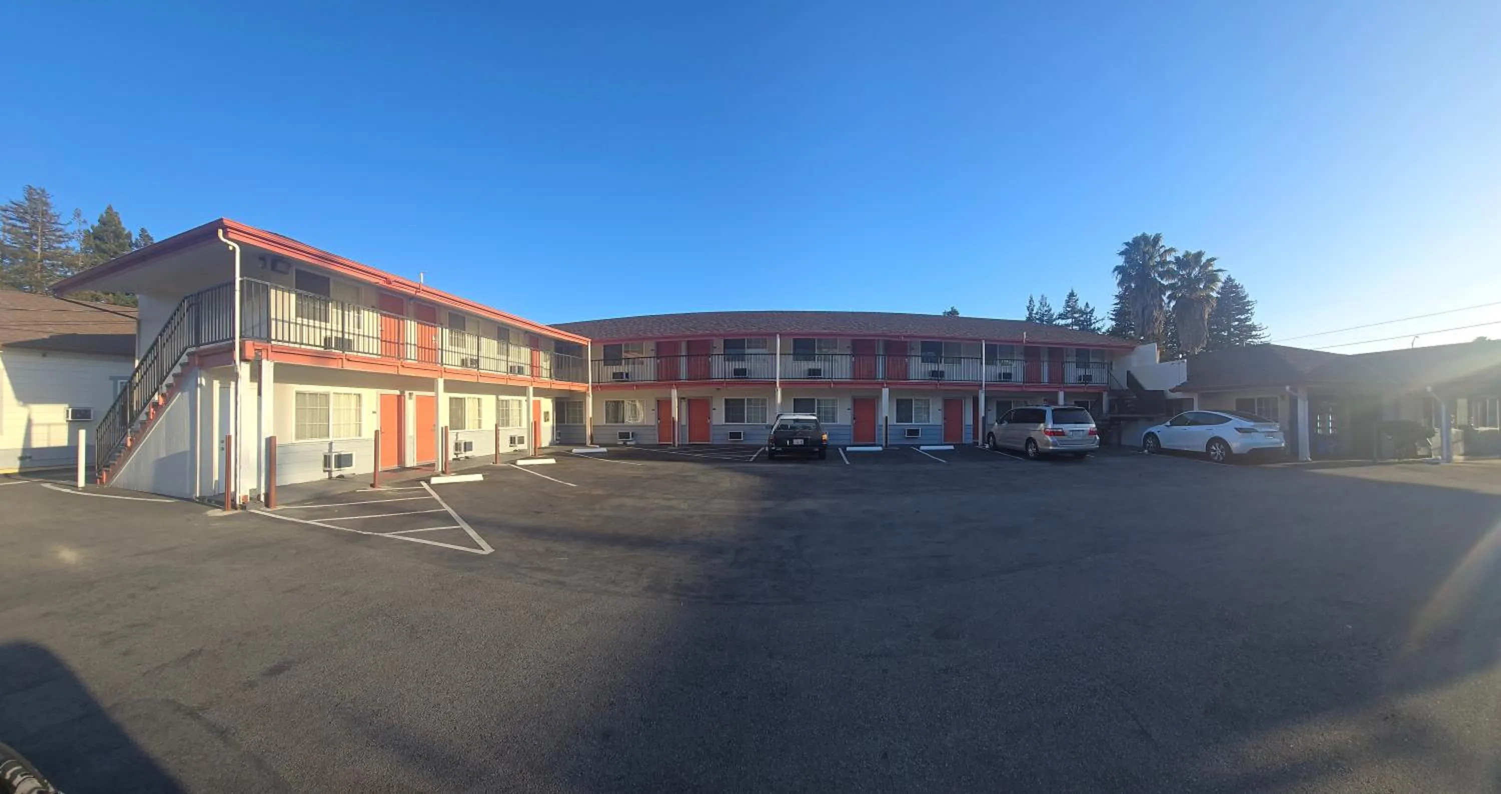 National 9 Motel