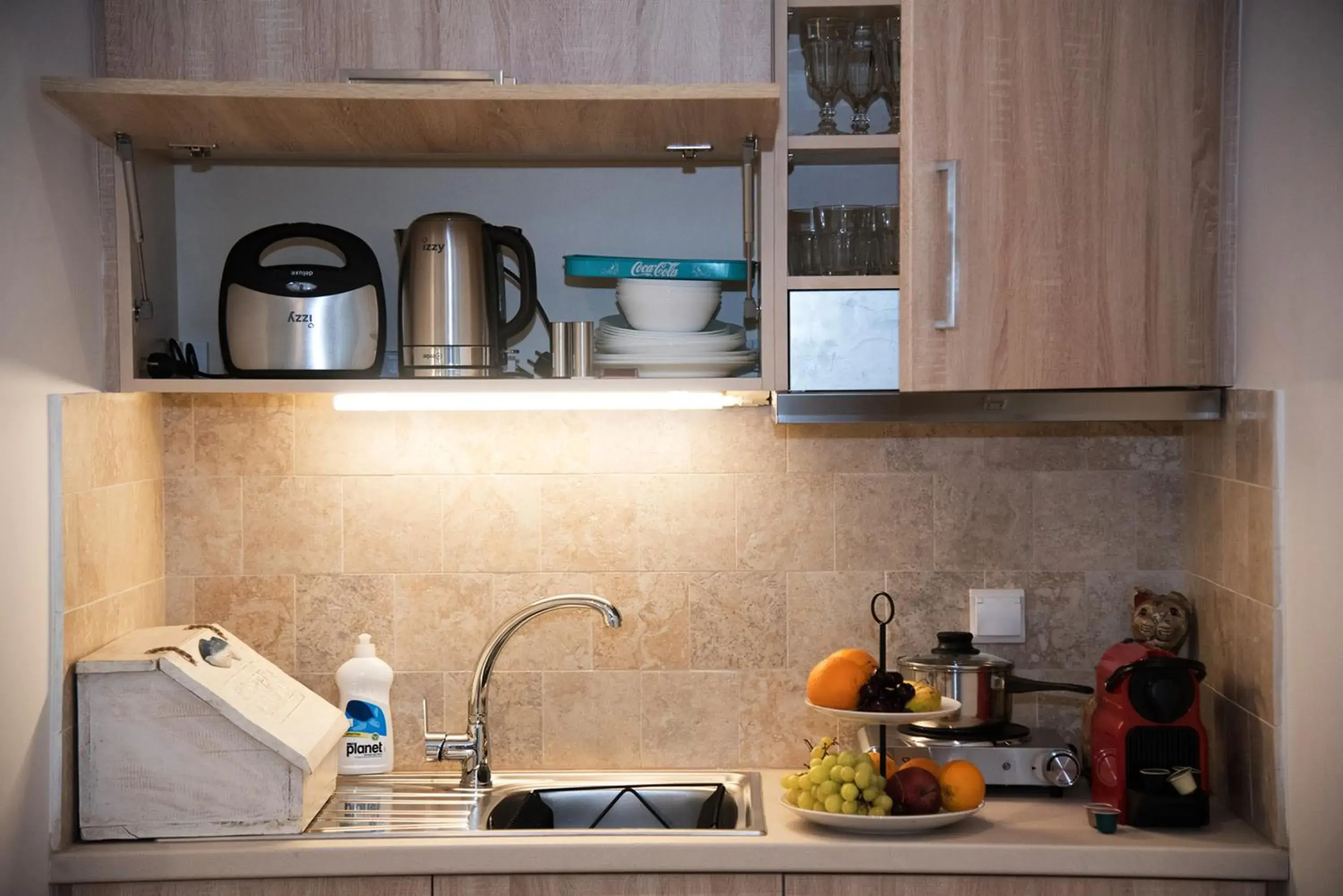 Rodia - Studio in Rastoni Athens Suites near Acropolis Rodia - Studio in Rastoni Athens Suites near Acropolis