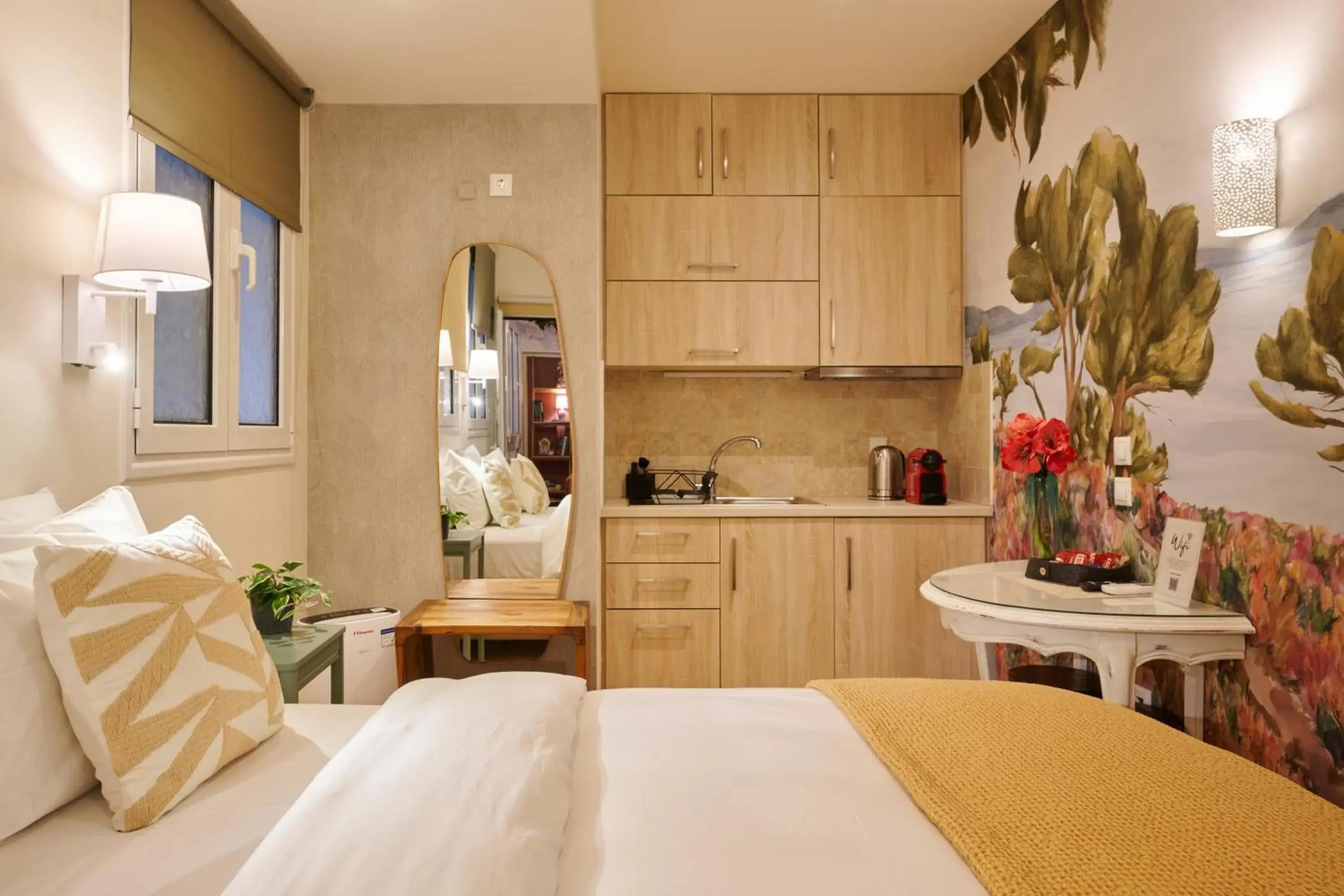 Rodia - Studio in Rastoni Athens Suites near Acropolis Rodia - Studio in Rastoni Athens Suites near Acropolis