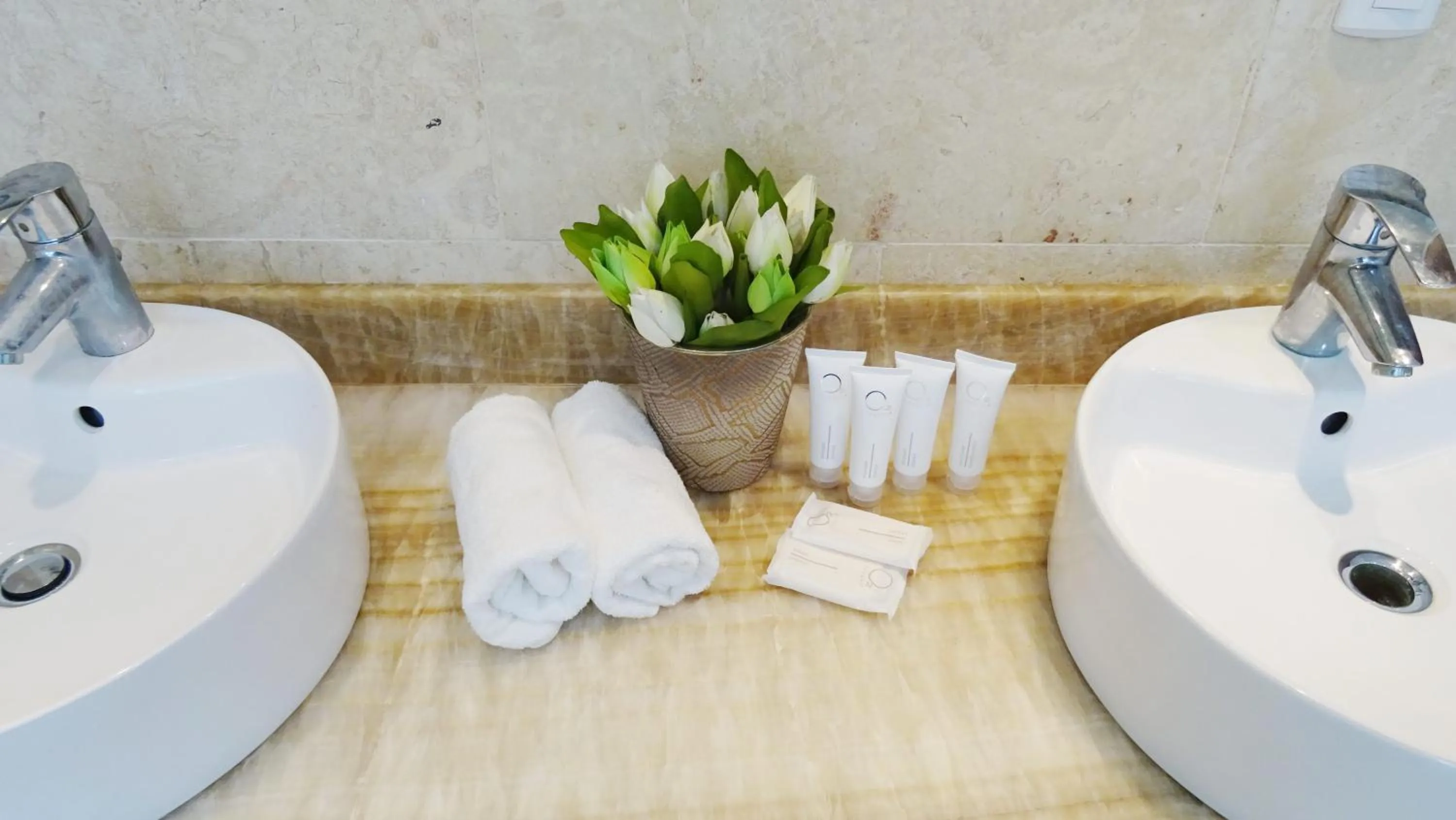 Bathroom in Resort Atlantic Villas & Spa