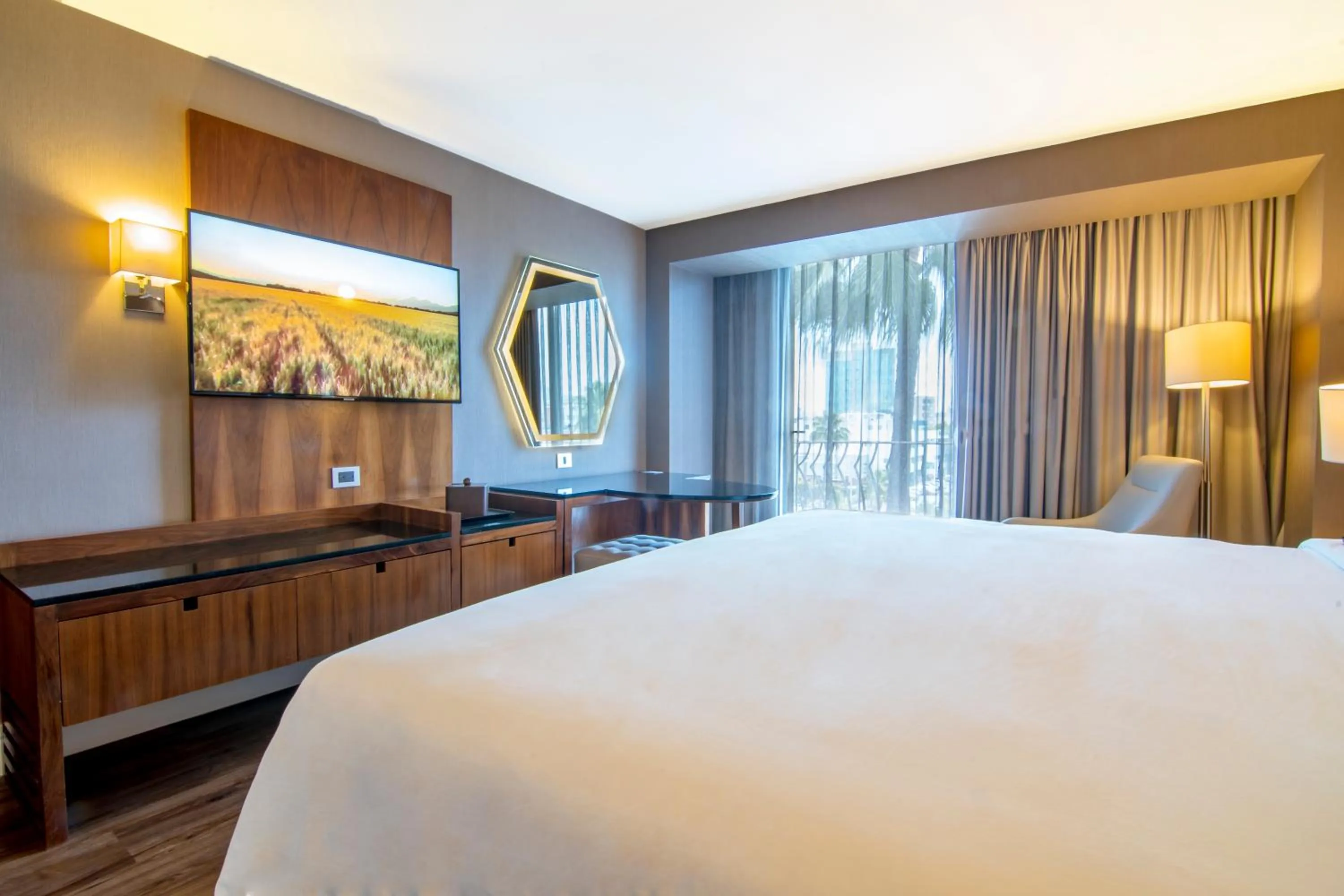 Bed in Hotel Lucerna Tijuana