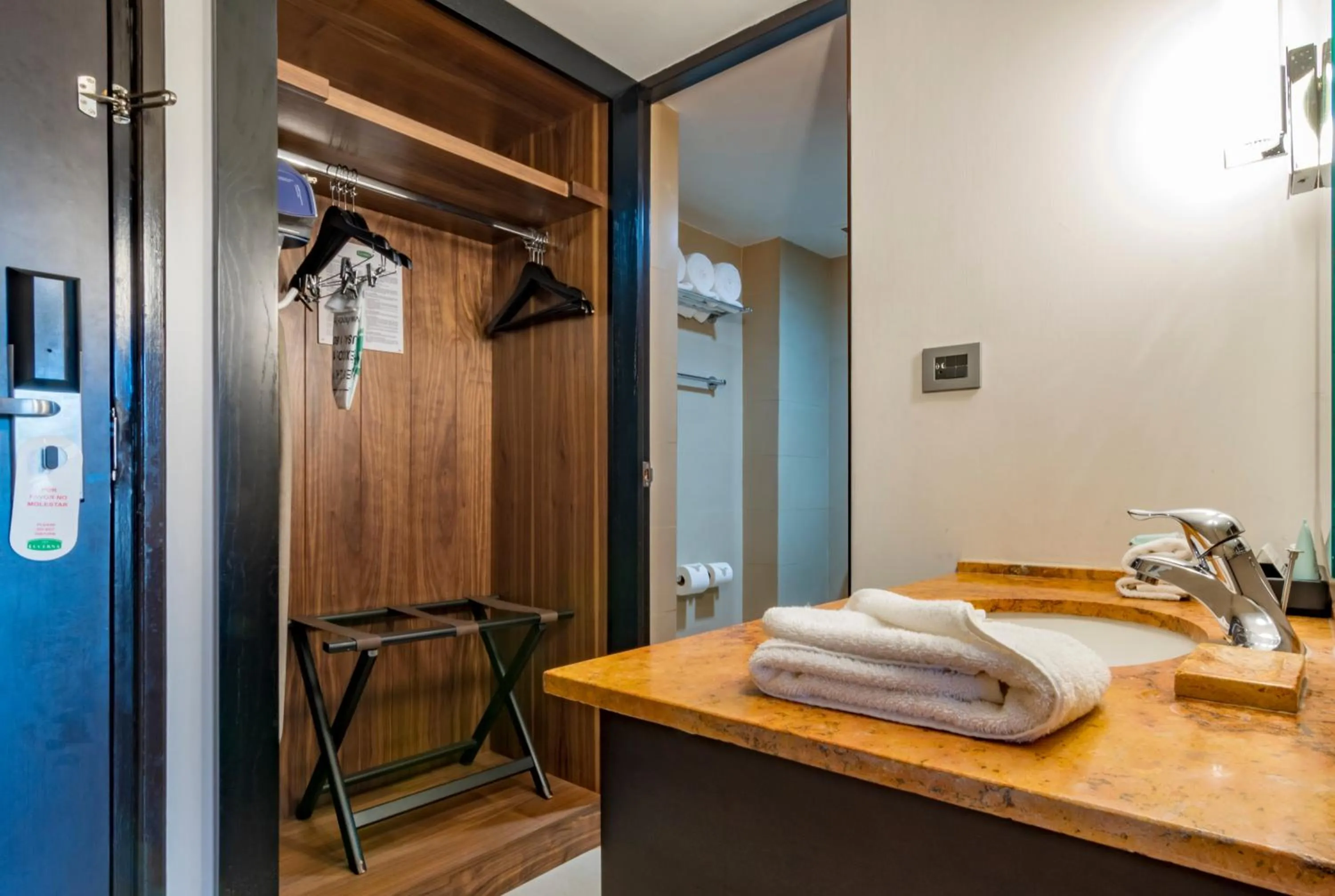 Hotel Lucerna Mexicali