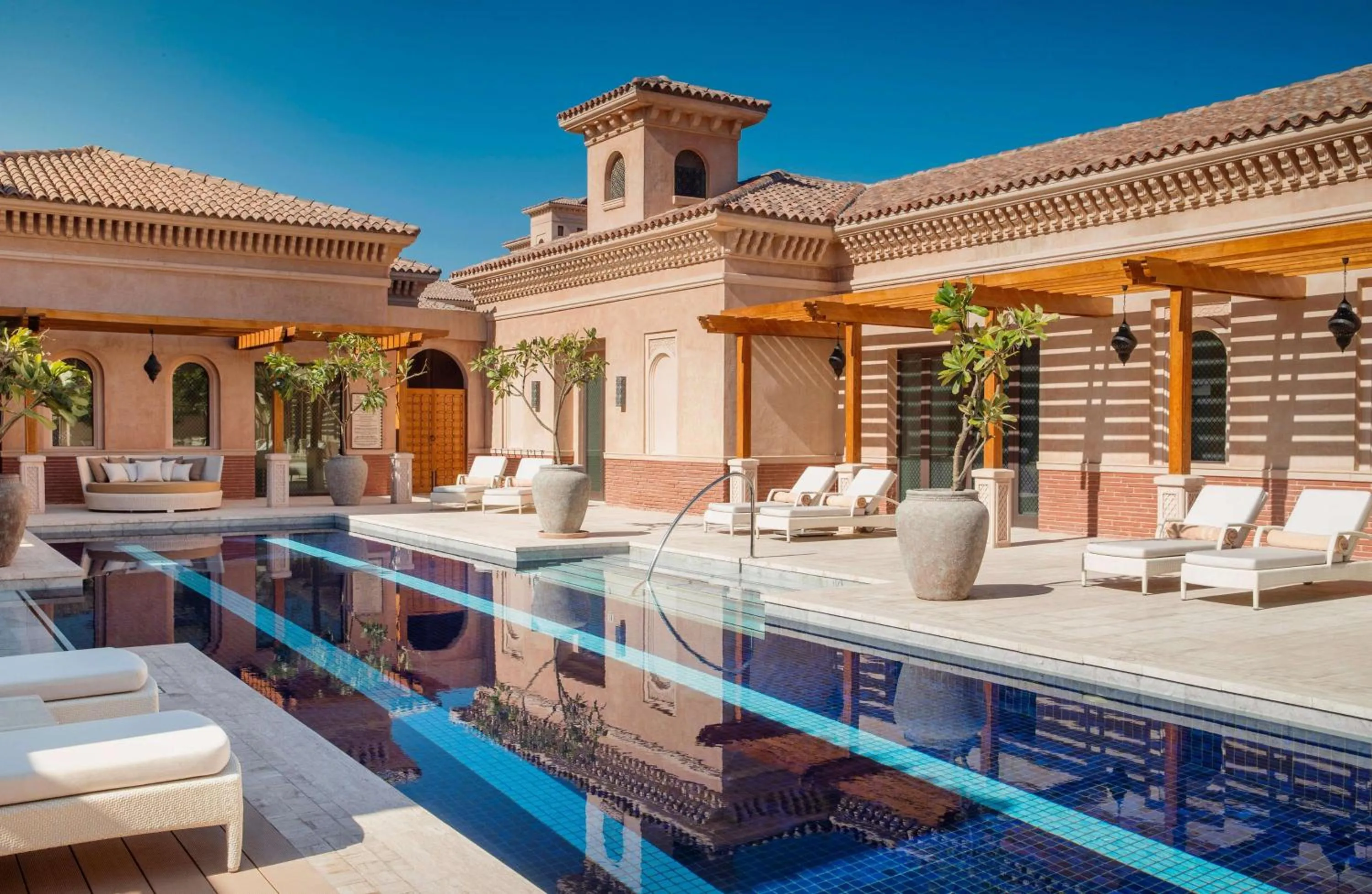 Swimming pool in One&Only The Palm Dubai