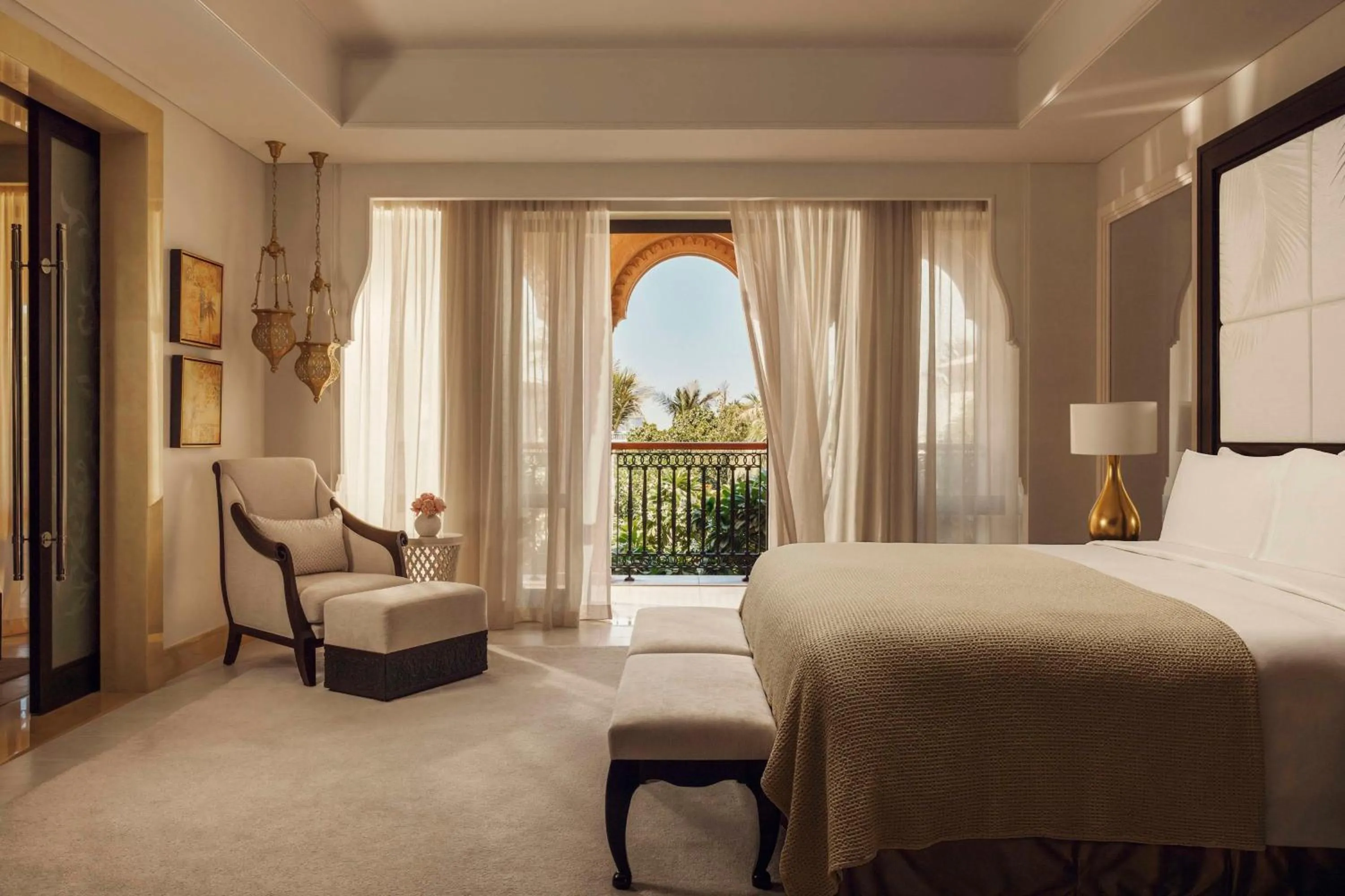 Bedroom, Bed in One&Only The Palm Dubai