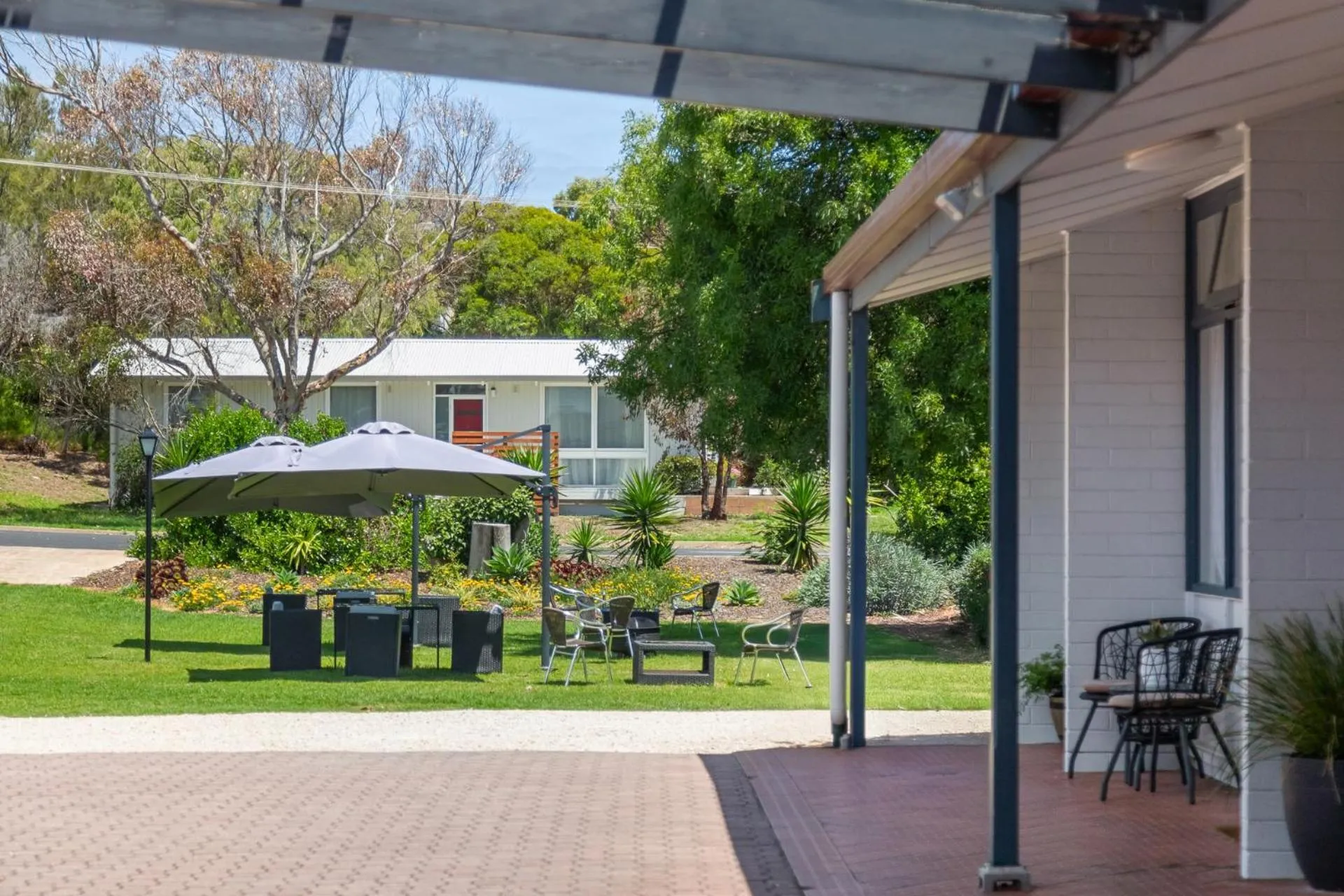 Property building in Robe Central Motel