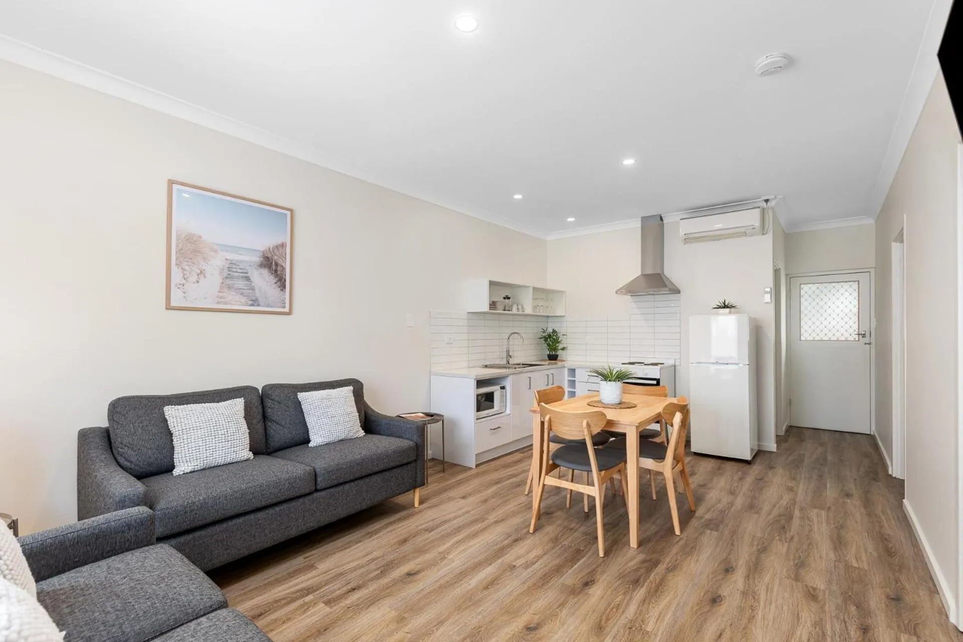 Living room in Robe Central Motel