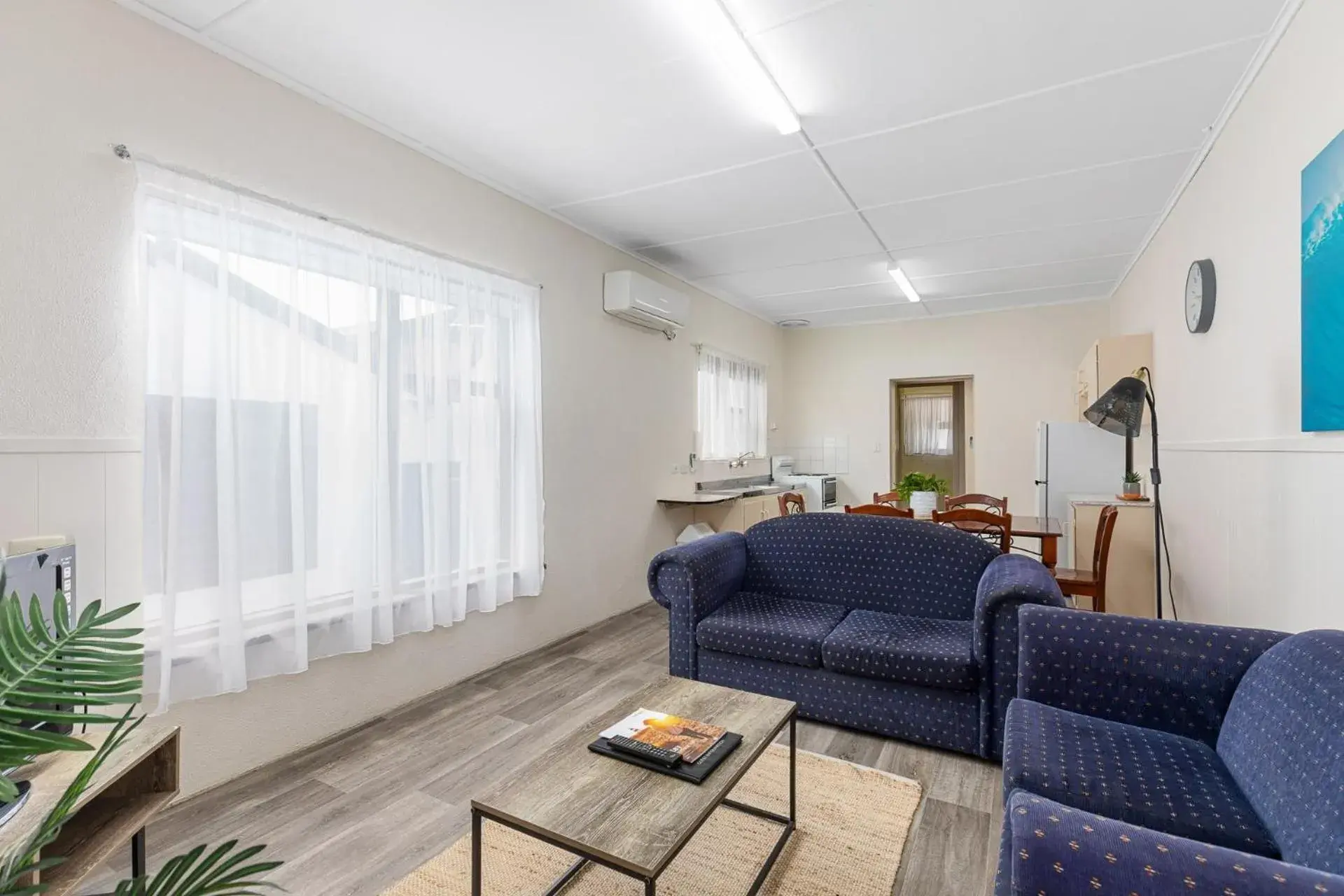 Economy Two-Bedroom Apartment in Robe Central Motel Economy Two-Bedroom Apartment in Robe Central Motel