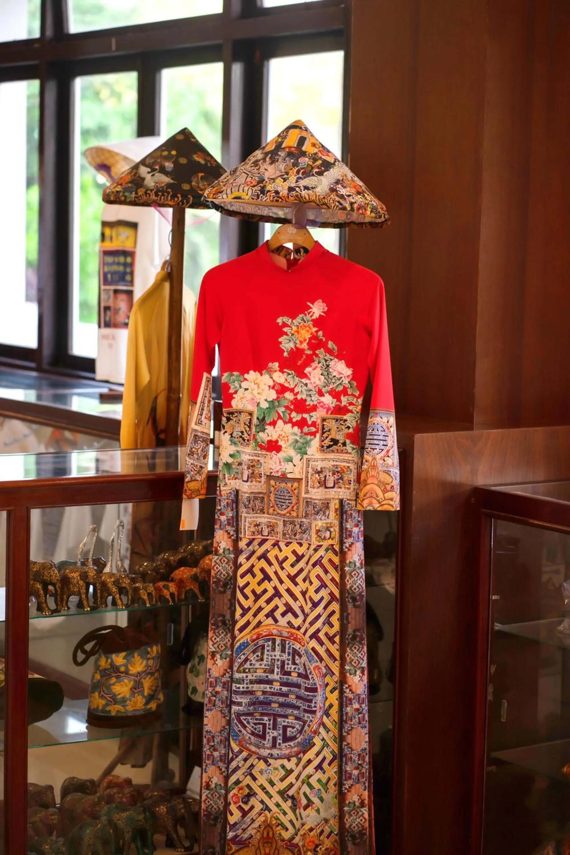 Shopping Area in Century Riverside Hotel Hue