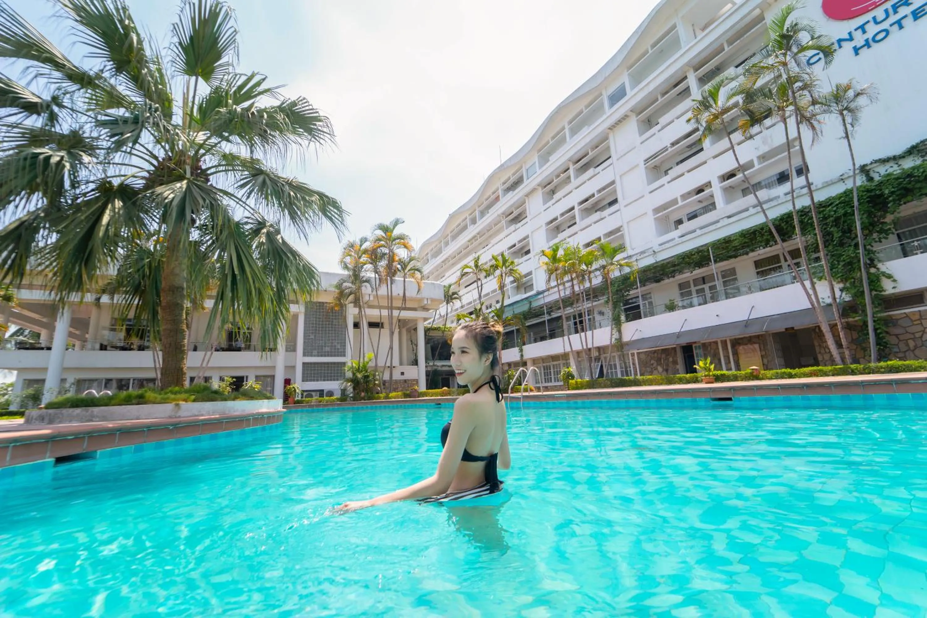 Swimming pool in Century Riverside Hotel Hue