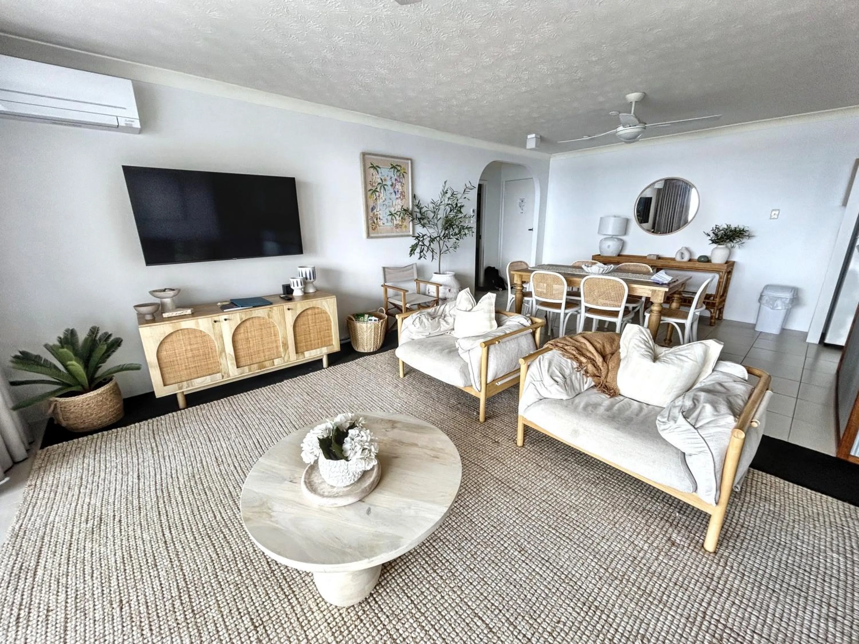 Living room in Majorca Isle Beachside Resort