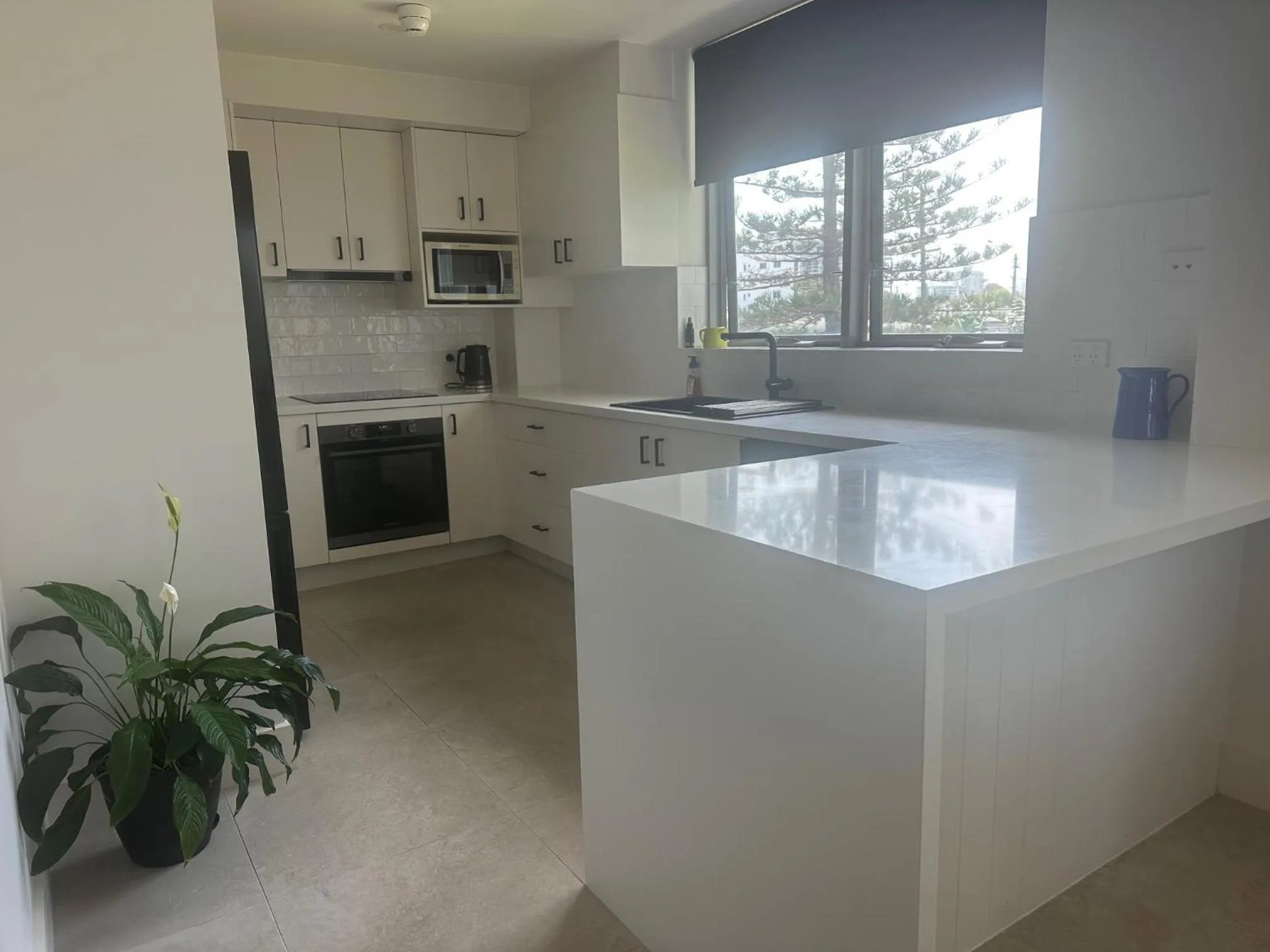 Kitchen or kitchenette in Majorca Isle Beachside Resort