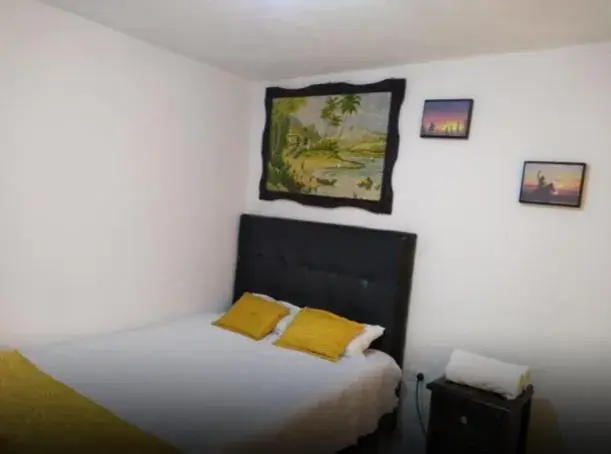 Standard Double Room with Shared Bathroom - single occupancy in Hotel Casa Nini Standard Double Room with Shared Bathroom - single occupancy in Hotel Casa Nini