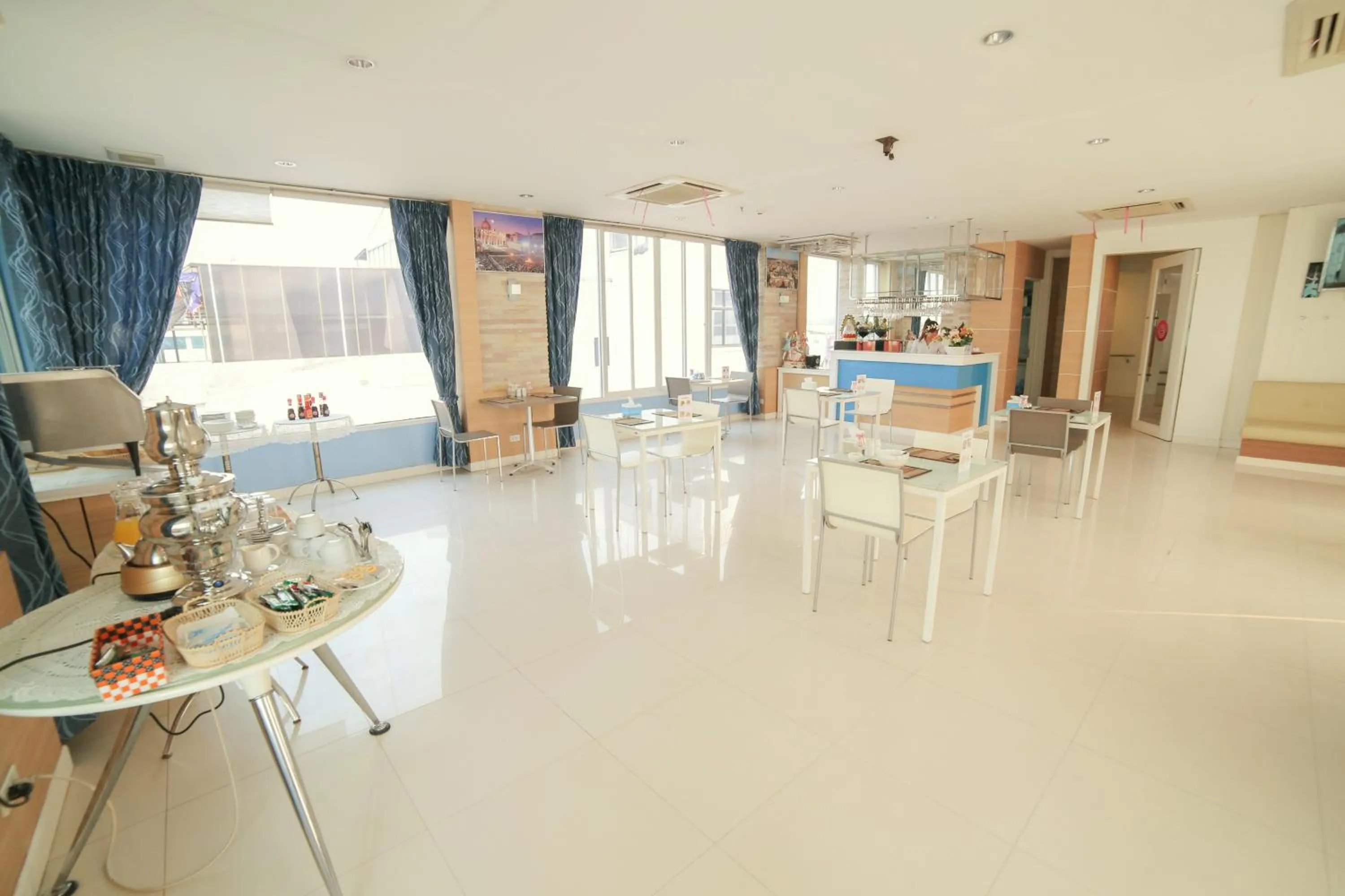 Restaurant/places to eat in Lanexang Princess Hotel