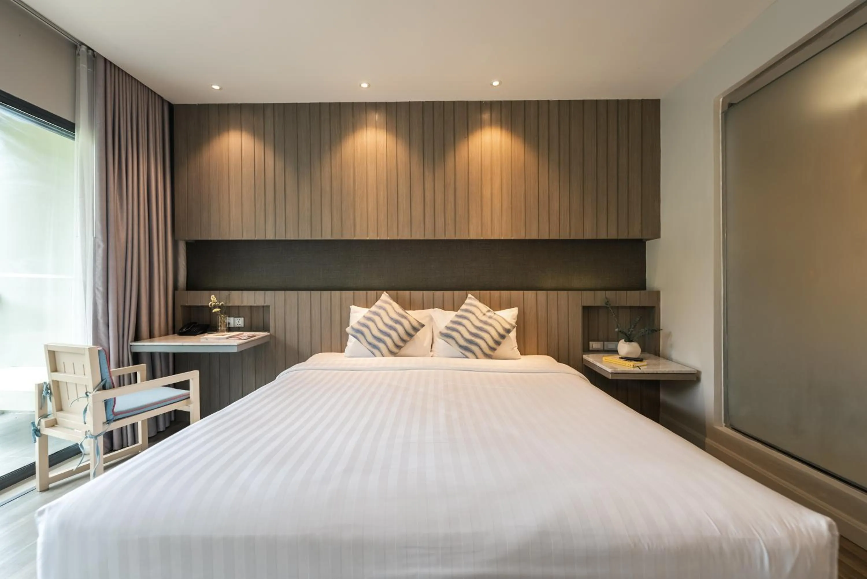 Bed in Hotel IKON Phuket - SHA Extra Plus