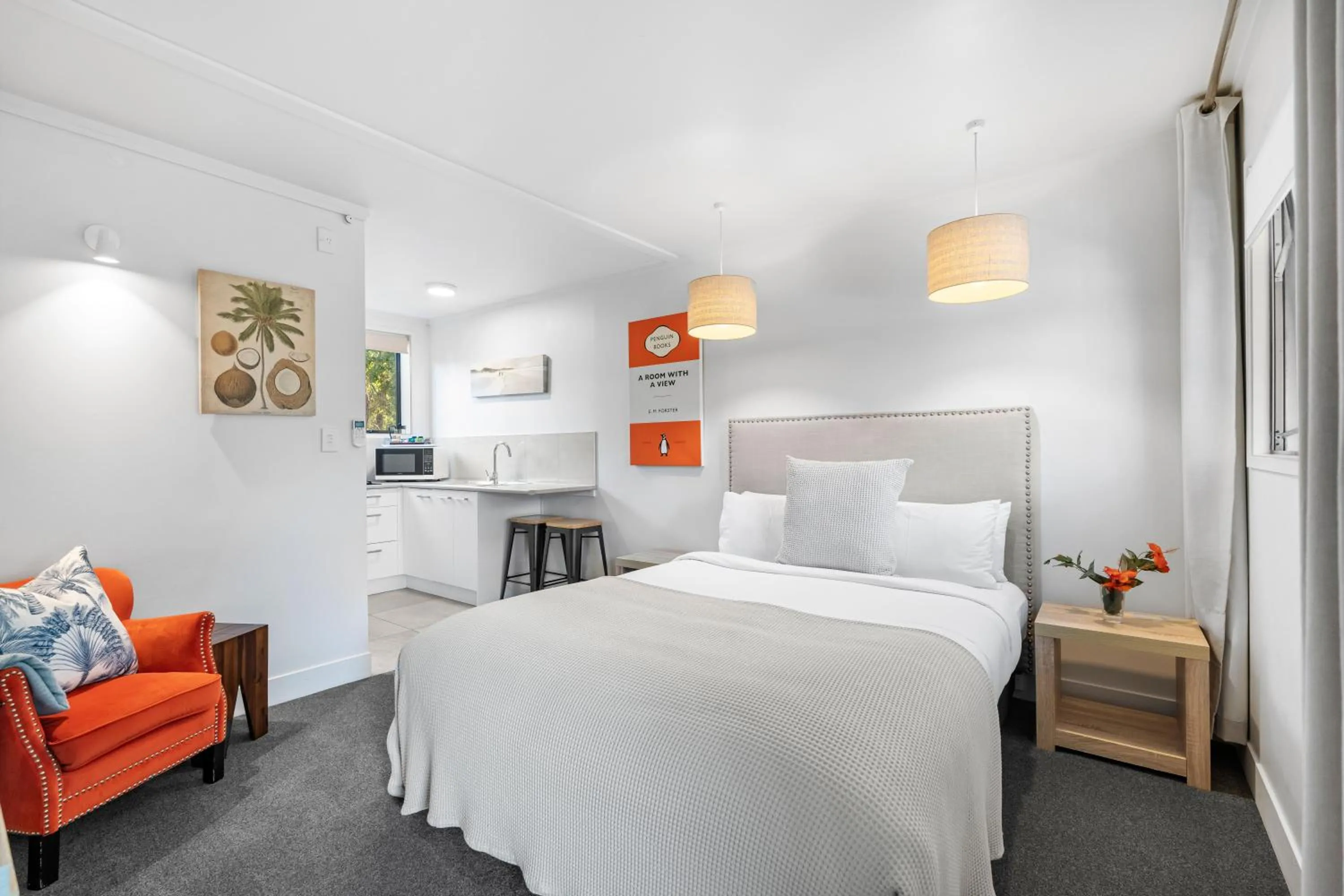 Photo of the whole room, Bed in Stay Kerikeri