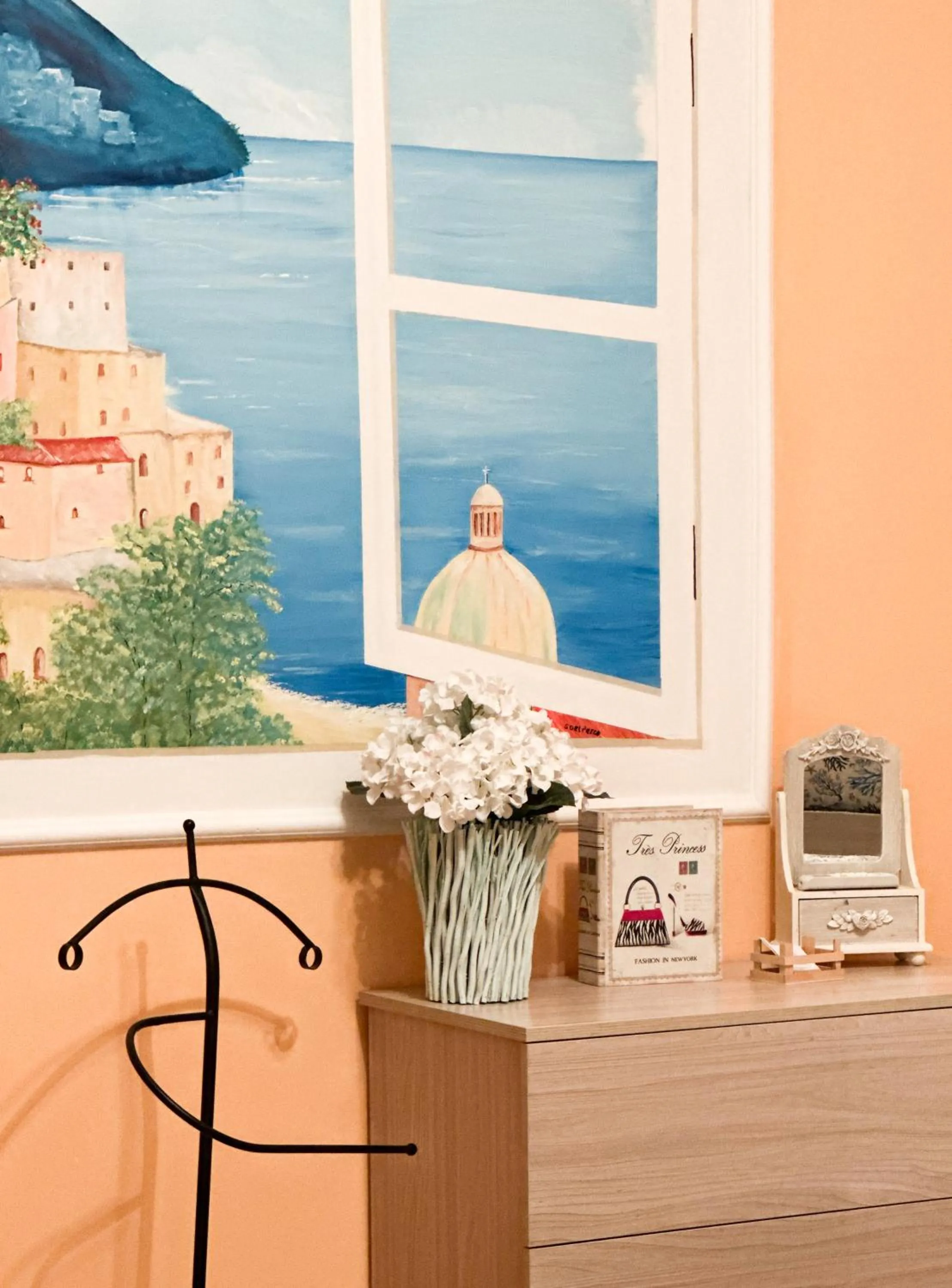 Decorative detail in Bed And Salerno - Largo Campo - Appartamento