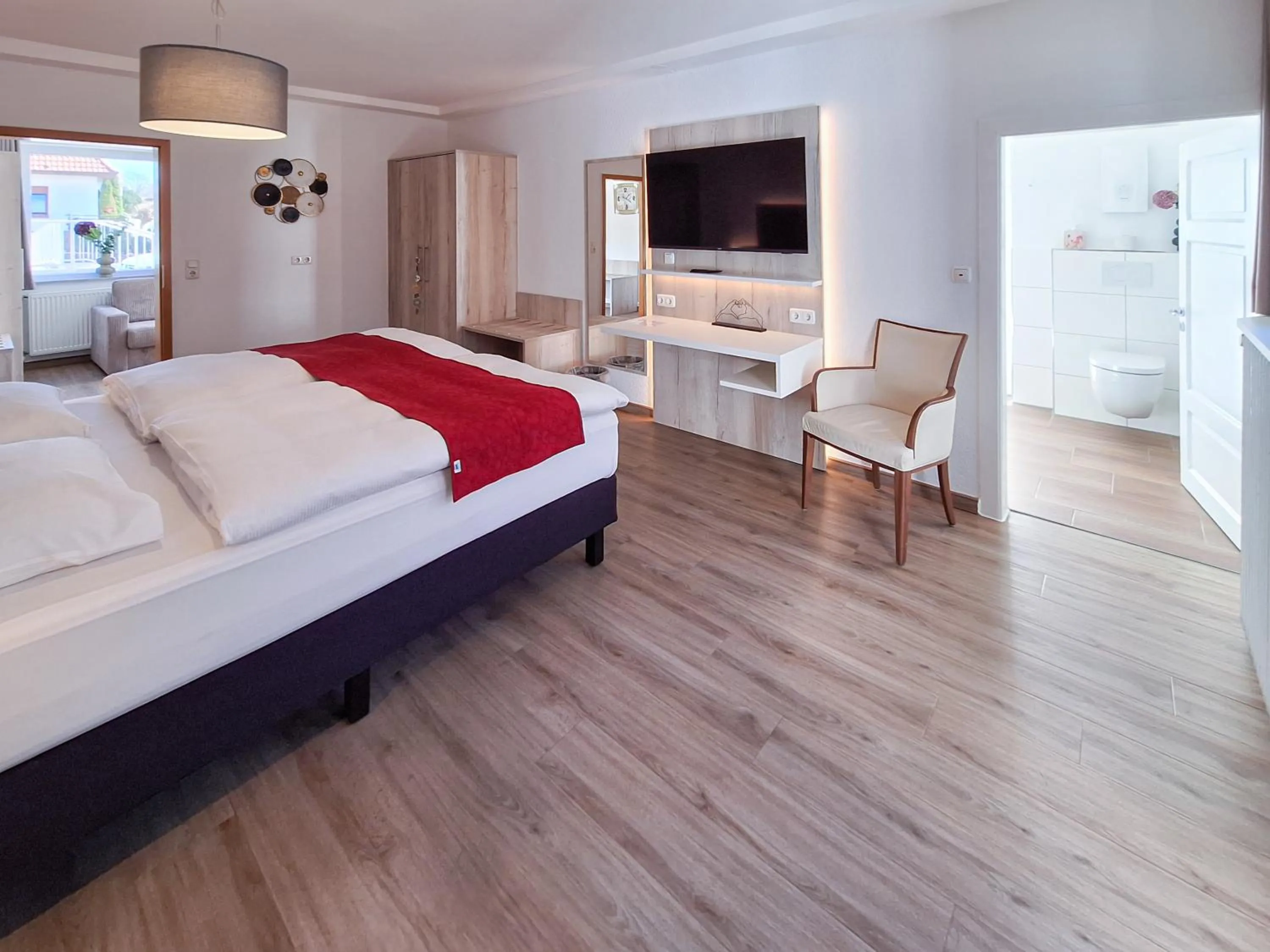 Bed in Hotel Zur Post