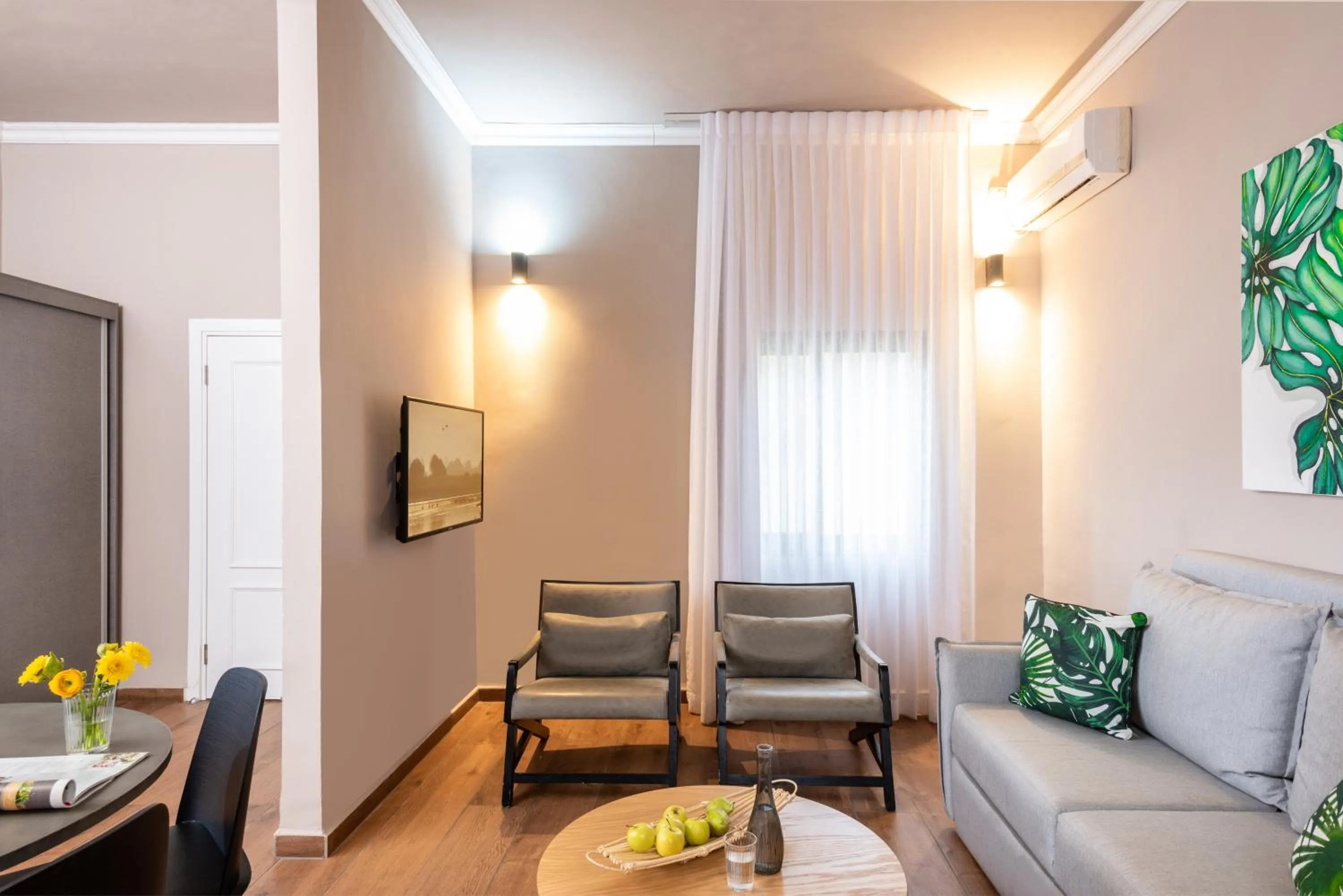 Living room in Erettz Dafna Travel Hotel