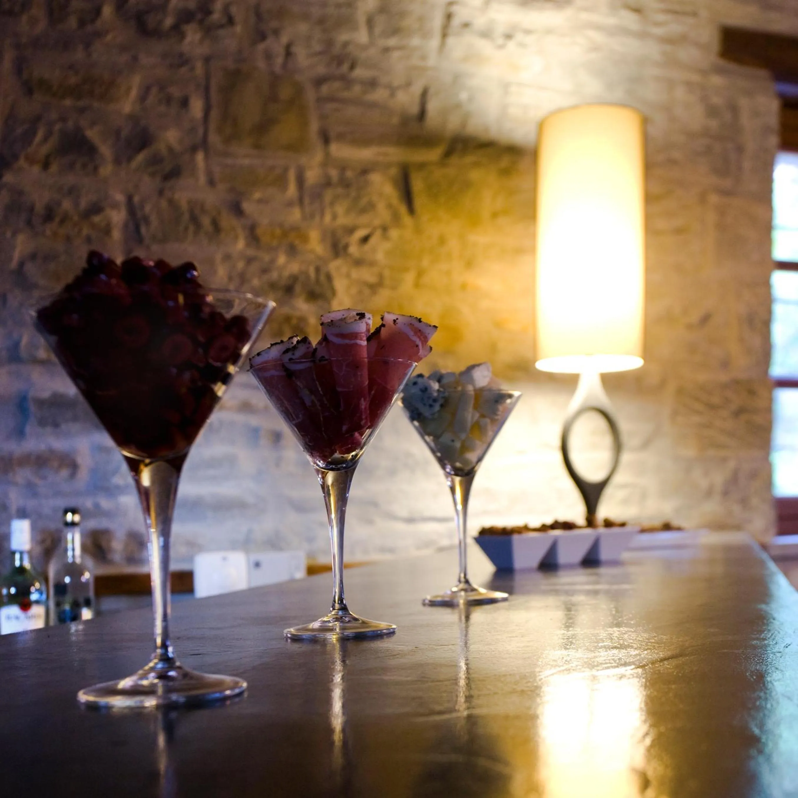 Restaurant/places to eat in Kipi Suites