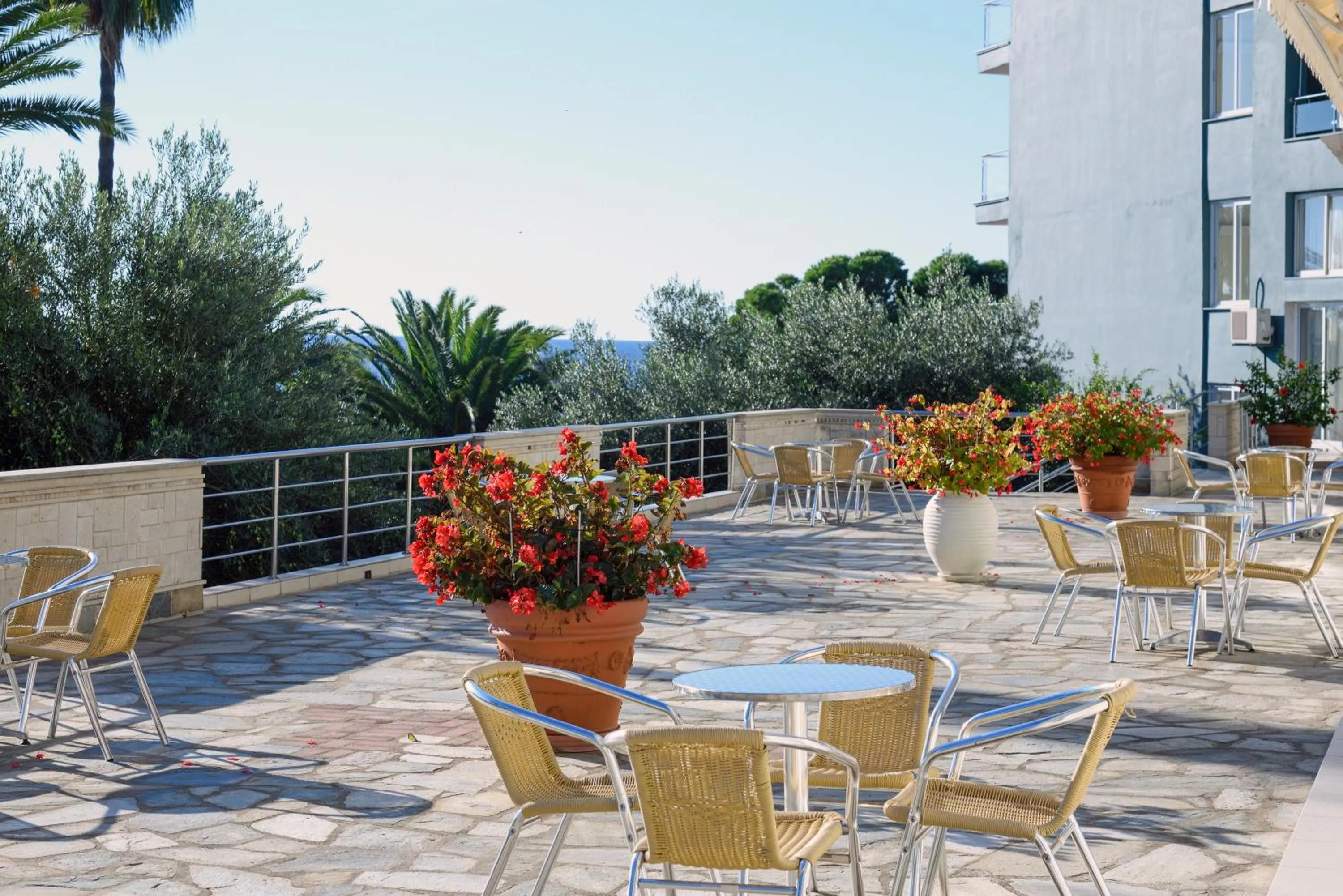 Balcony/Terrace in Mendi Hotel