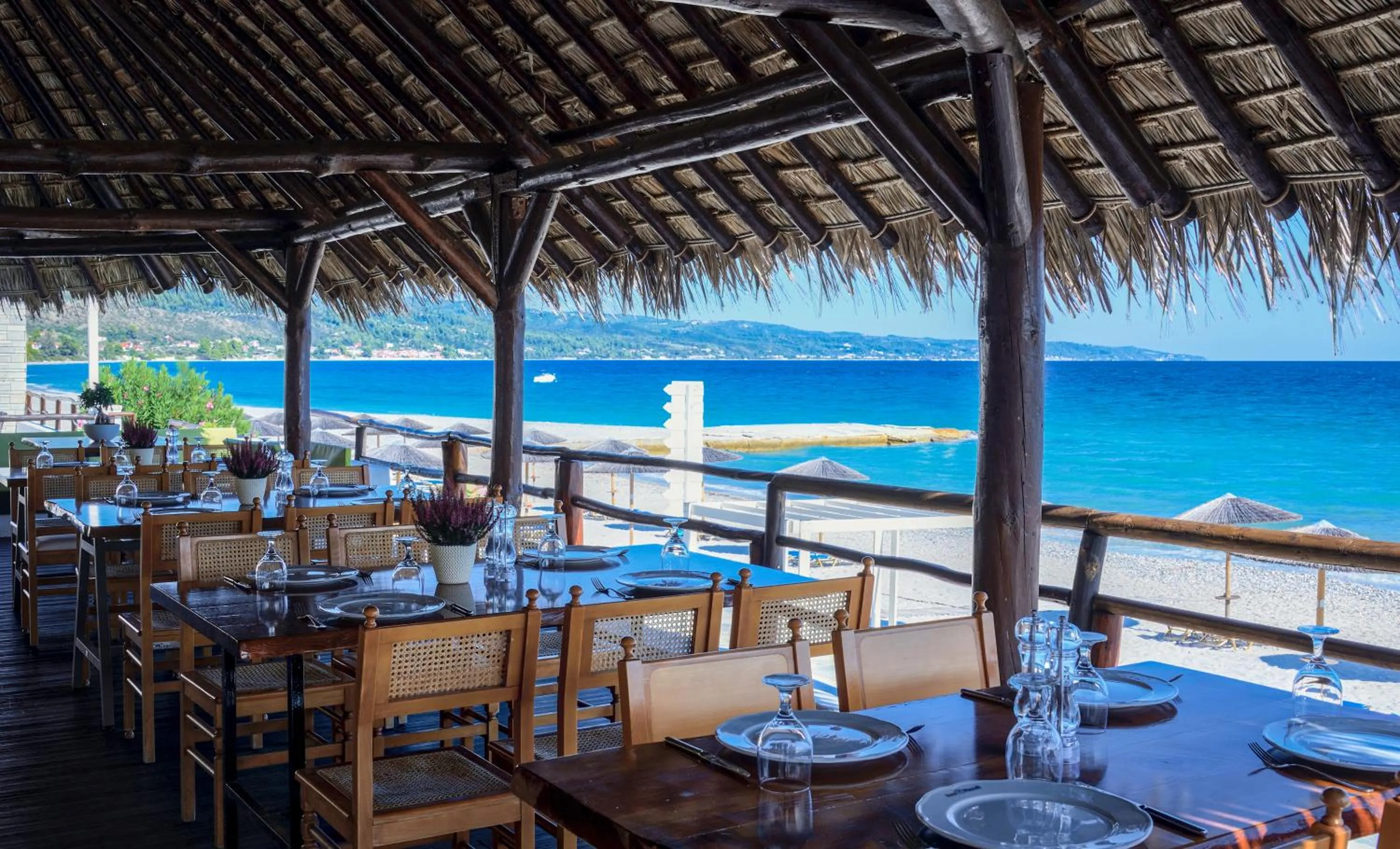 Restaurant/places to eat in Mendi Hotel