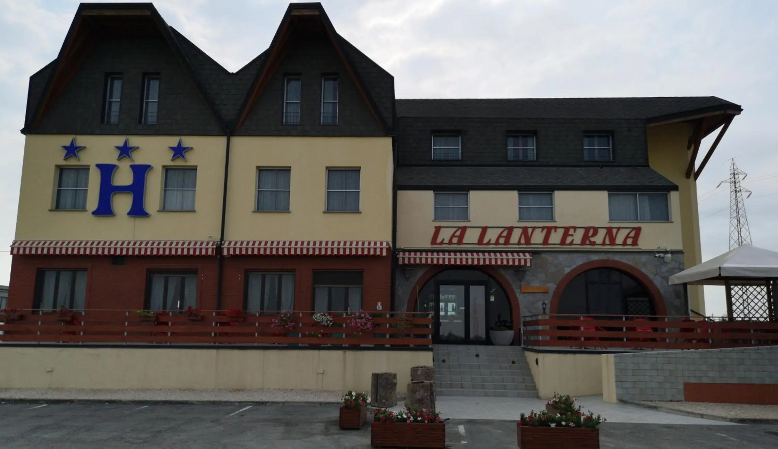 La Lanterna La Lanterna