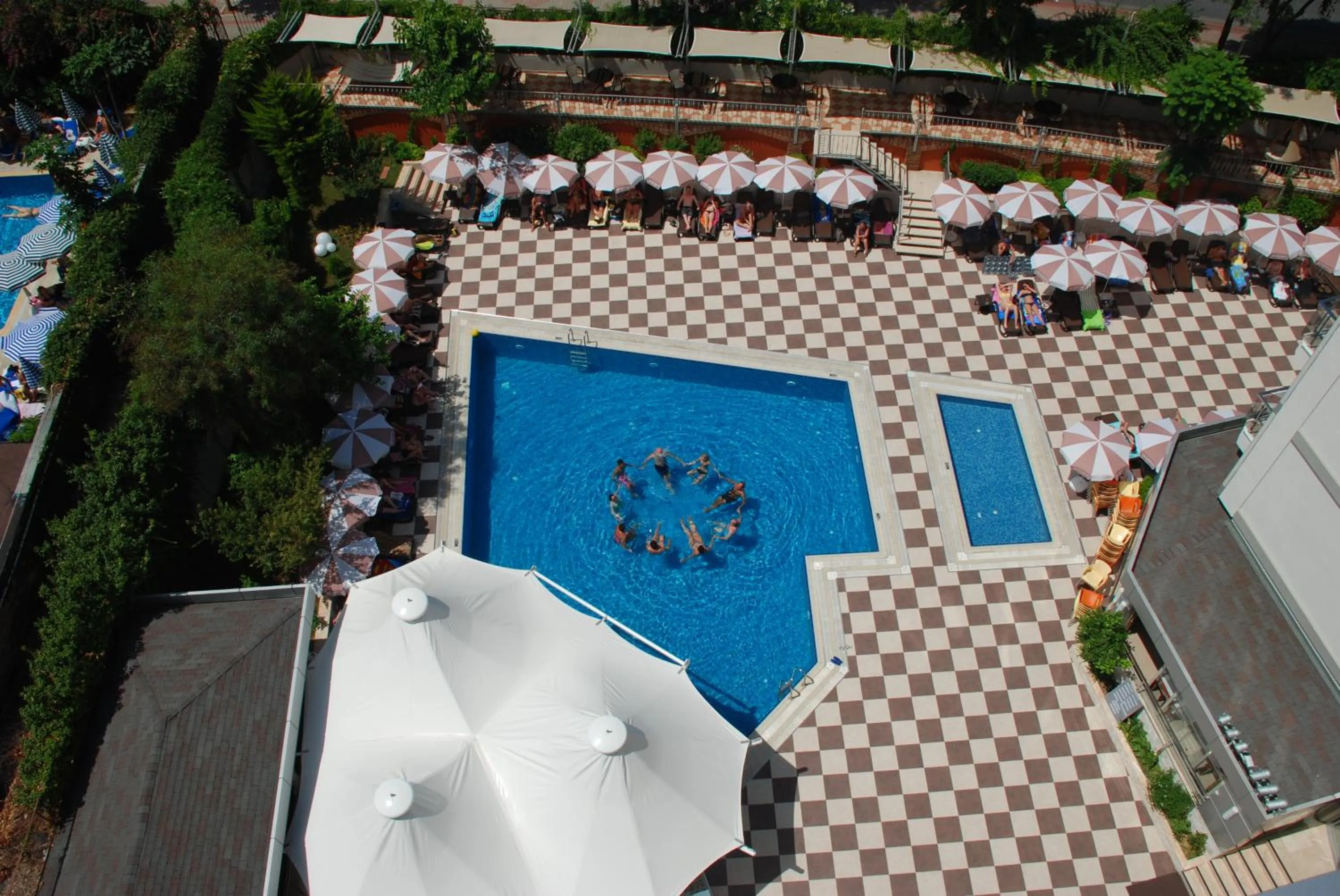Swimming pool in Grand Okan Hotel