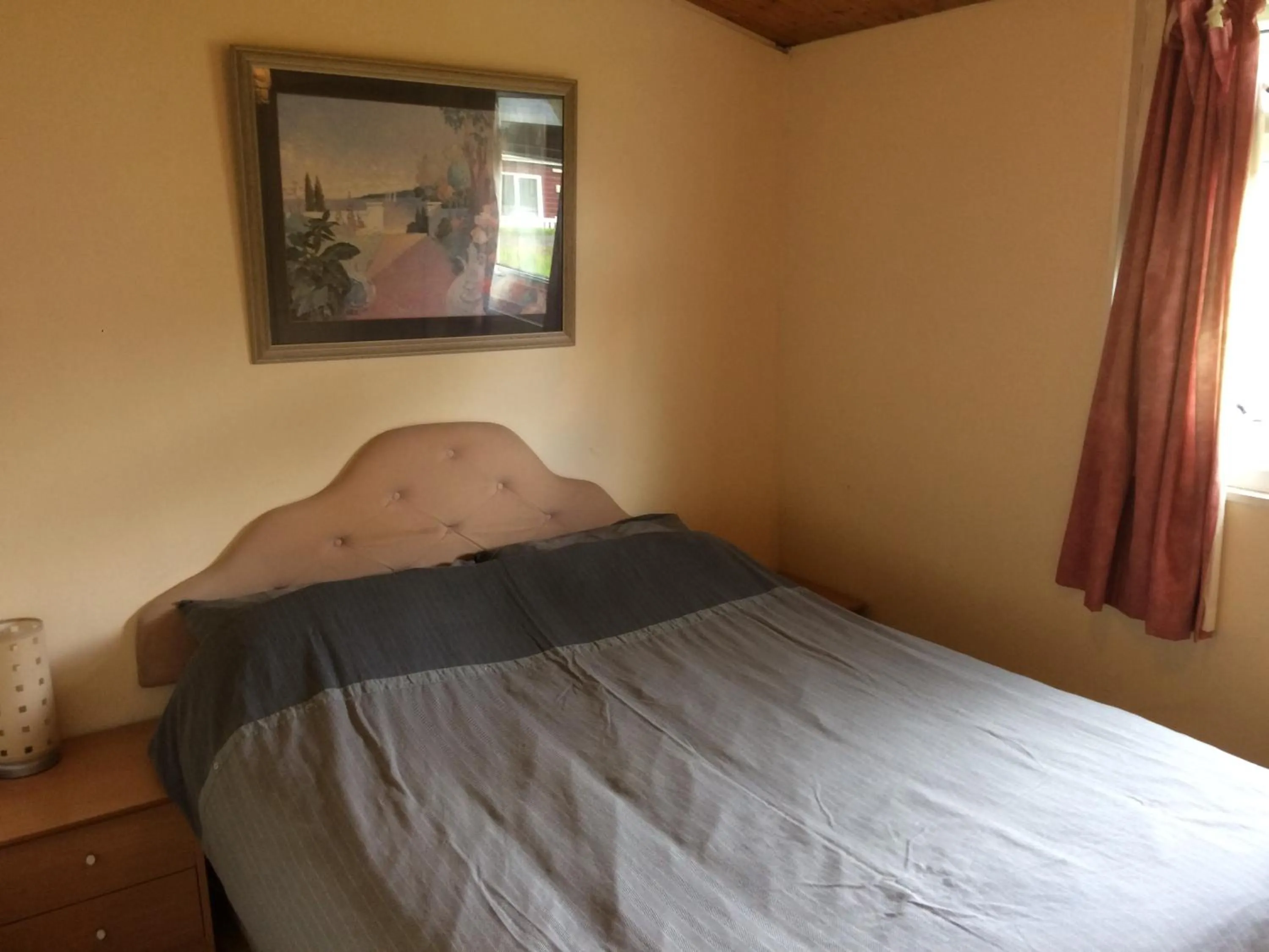 Bedroom, Bed in Pantyrathro International Hostel