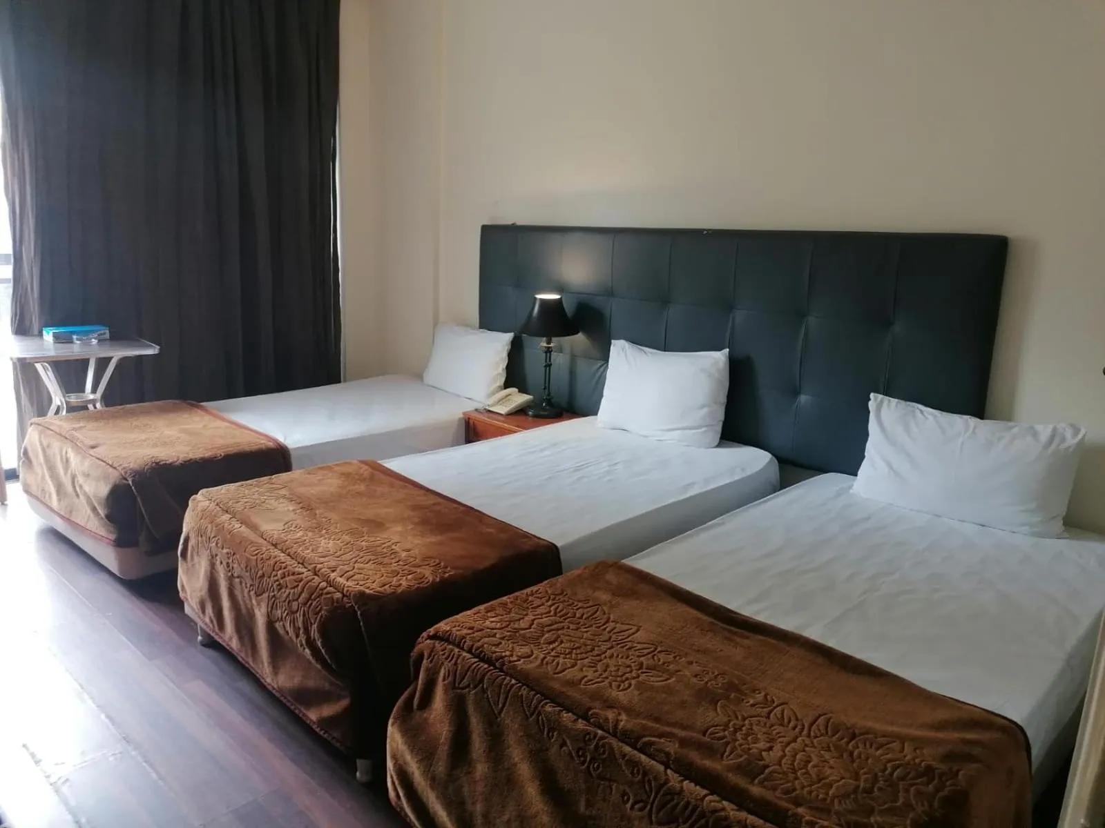 Photo of the whole room, Bed in Charles Hotel