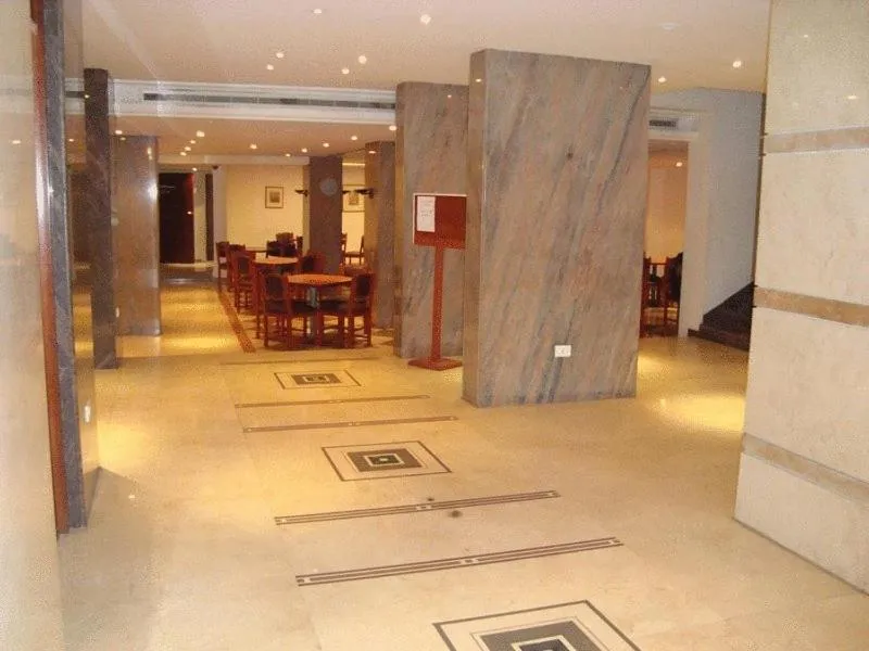 Lobby or reception in Charles Hotel
