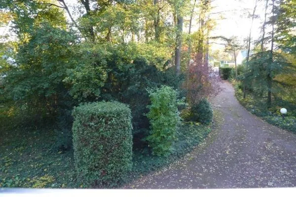 Day in Le Buisson