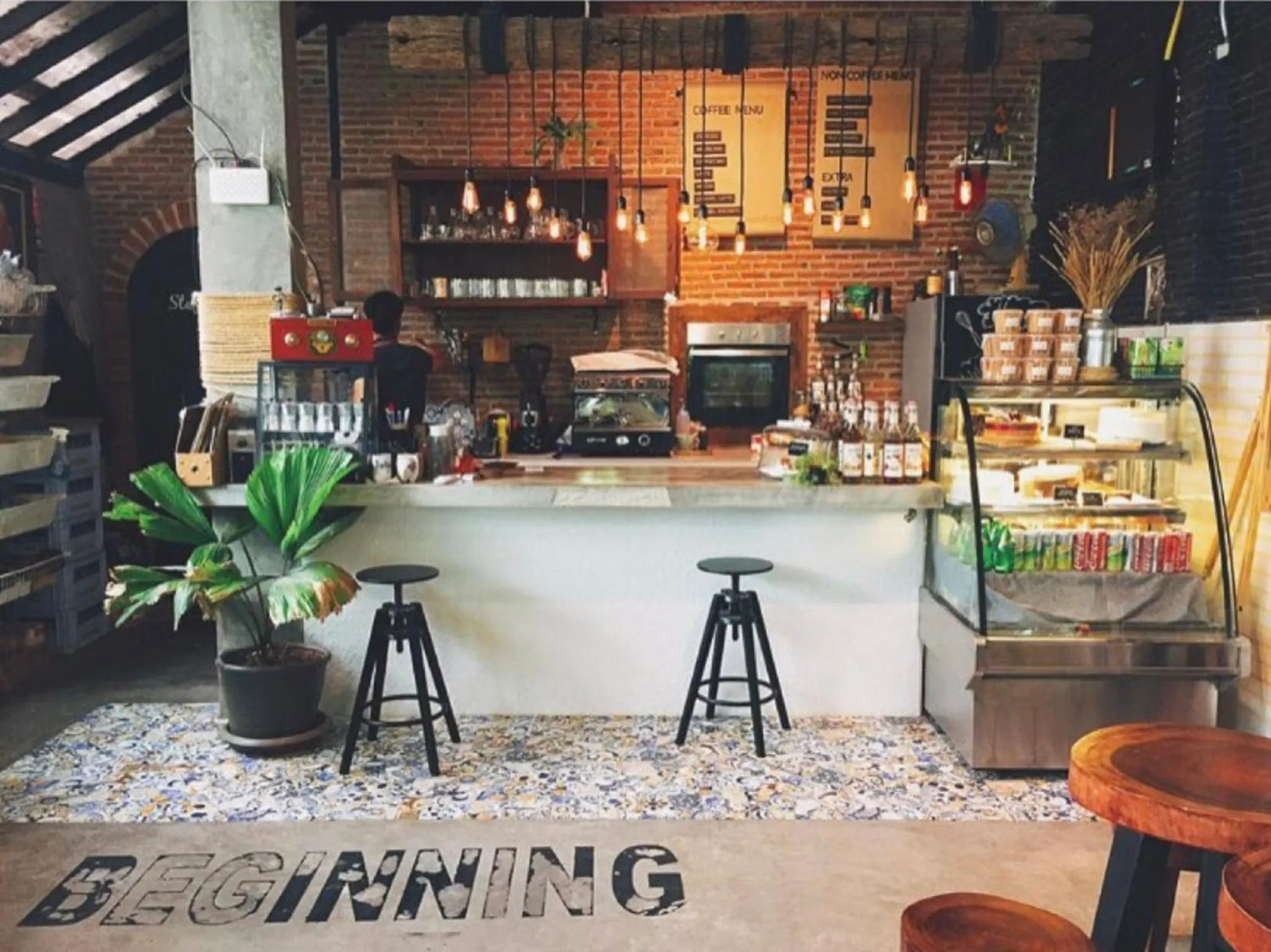 Drinks in Rowhou8e Hostel Hua Hin 106