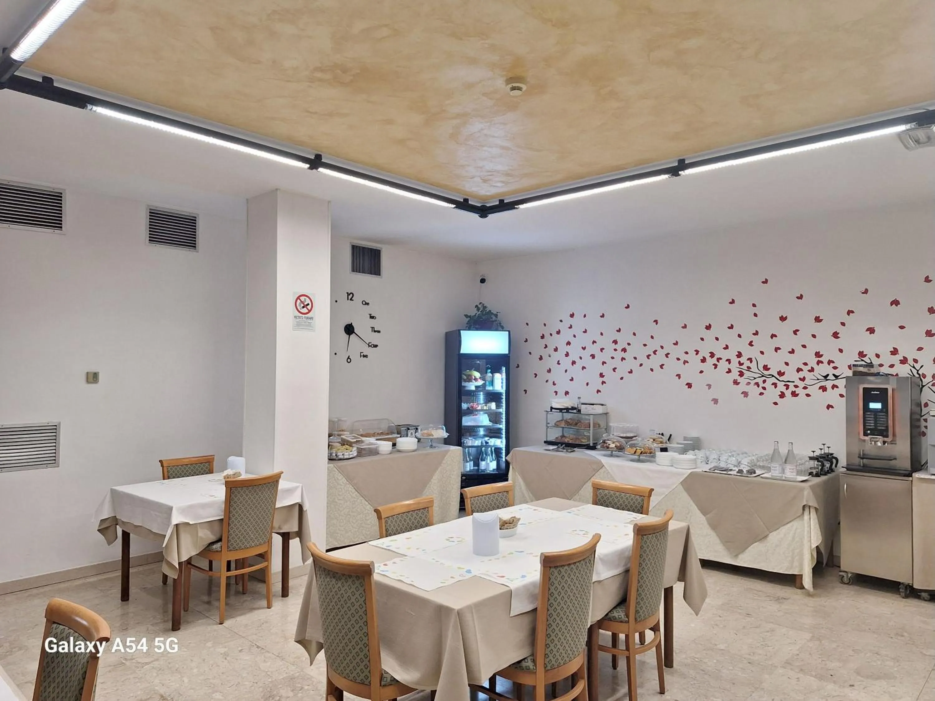 Breakfast in Hotel Florida